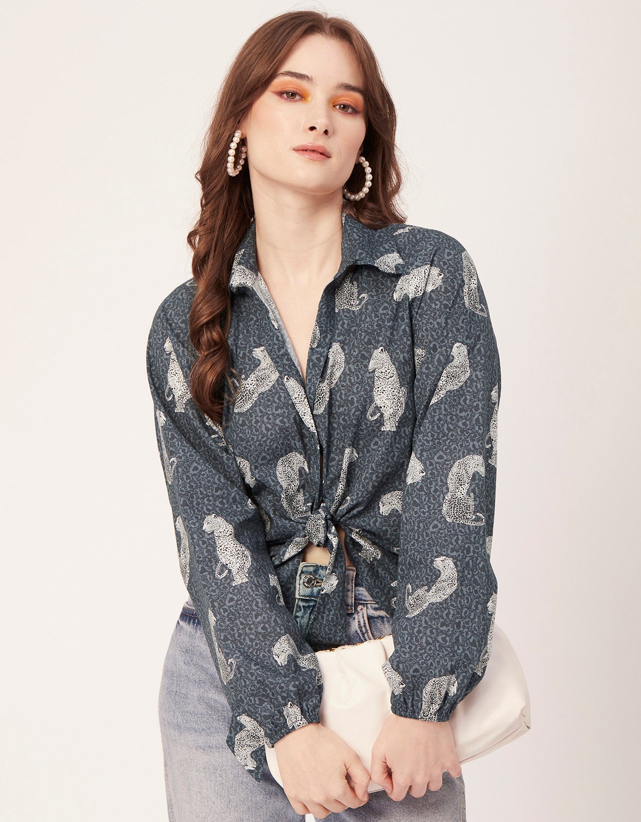 Full Sleeve Knot Crop Top