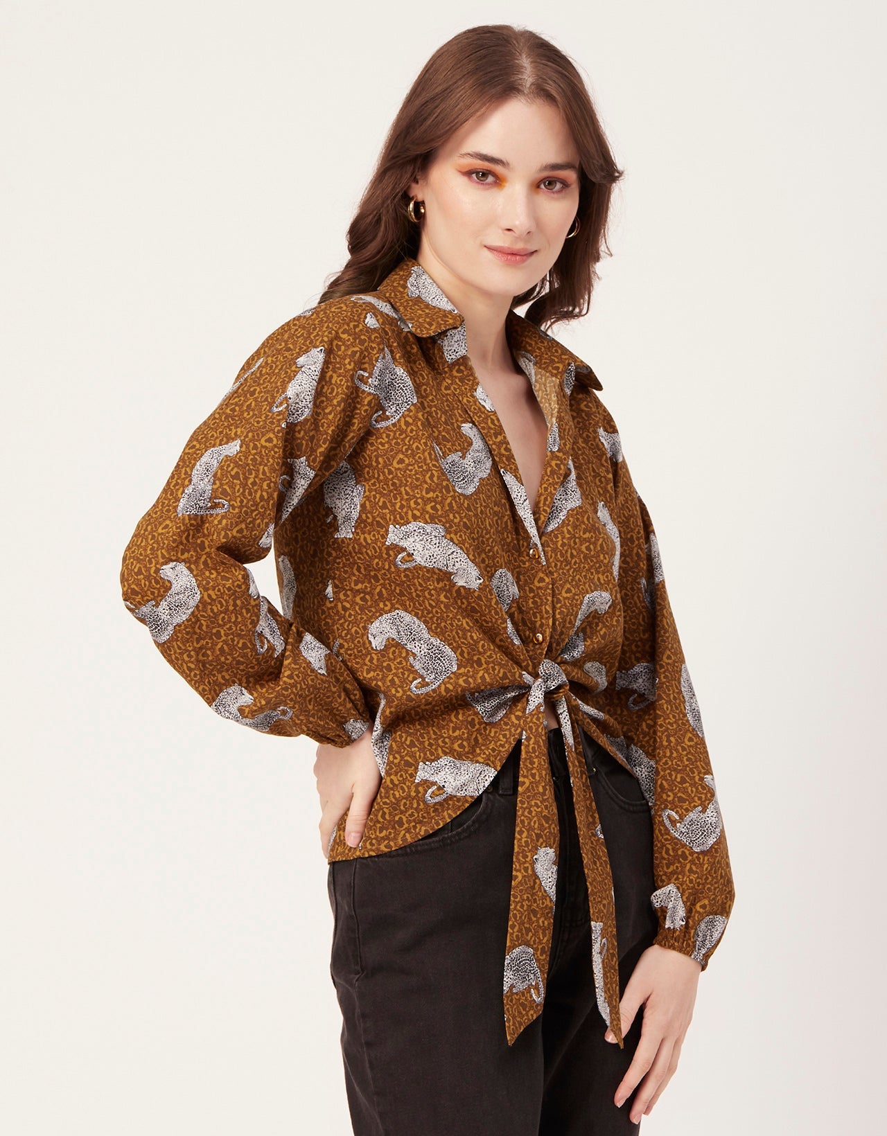 Full Sleeve Knot Crop Top
