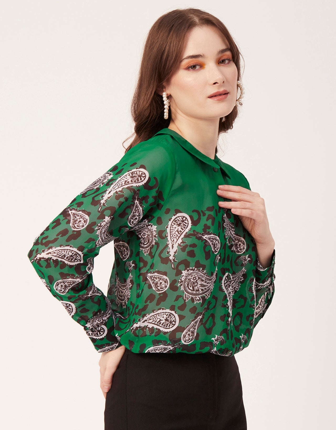 Printed Peter Pan Collar Shirt