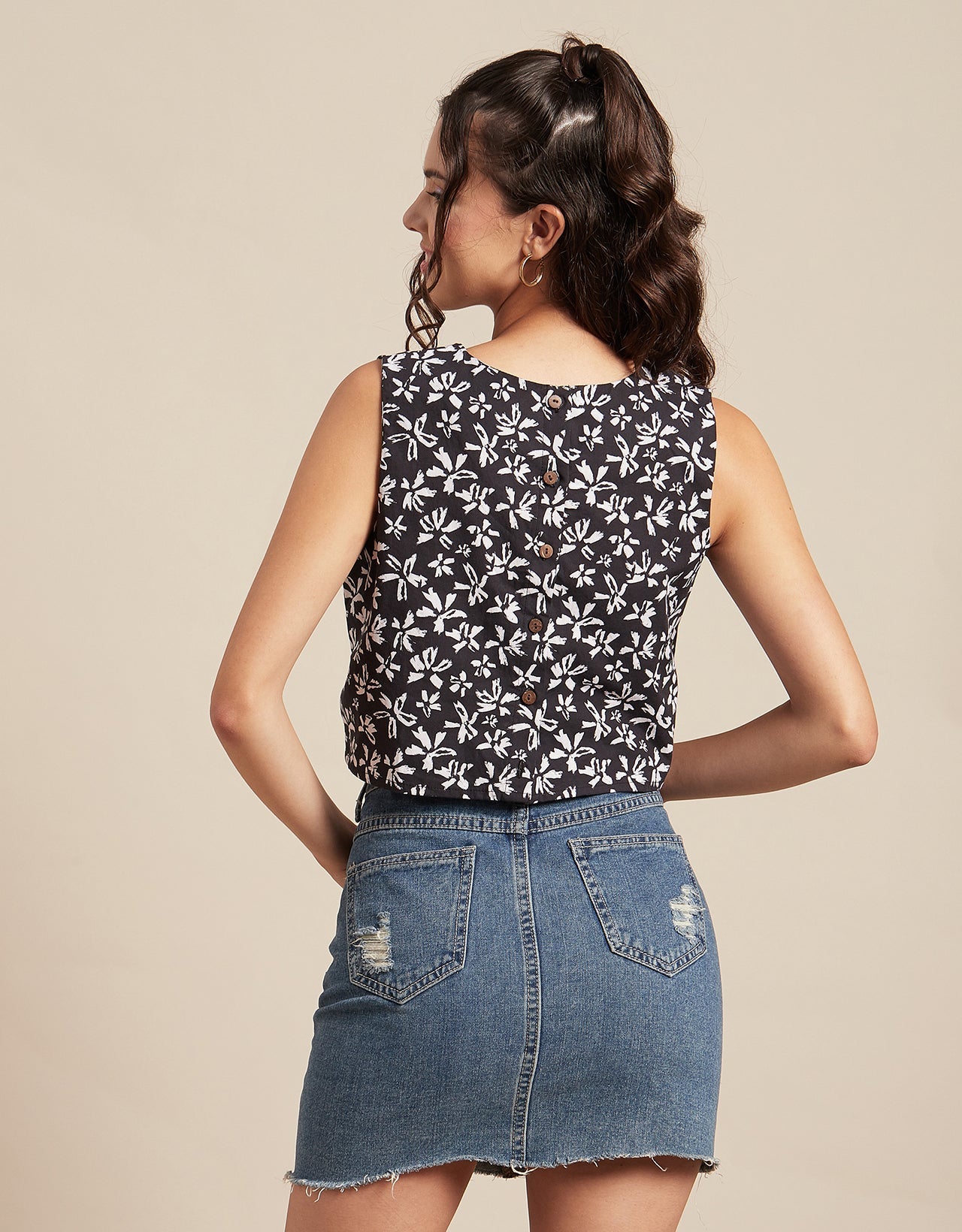 Printed Sleeveless Short Top