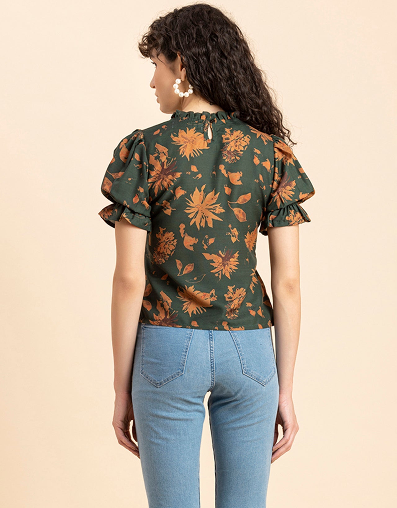 Ruffled Neck Casual Top