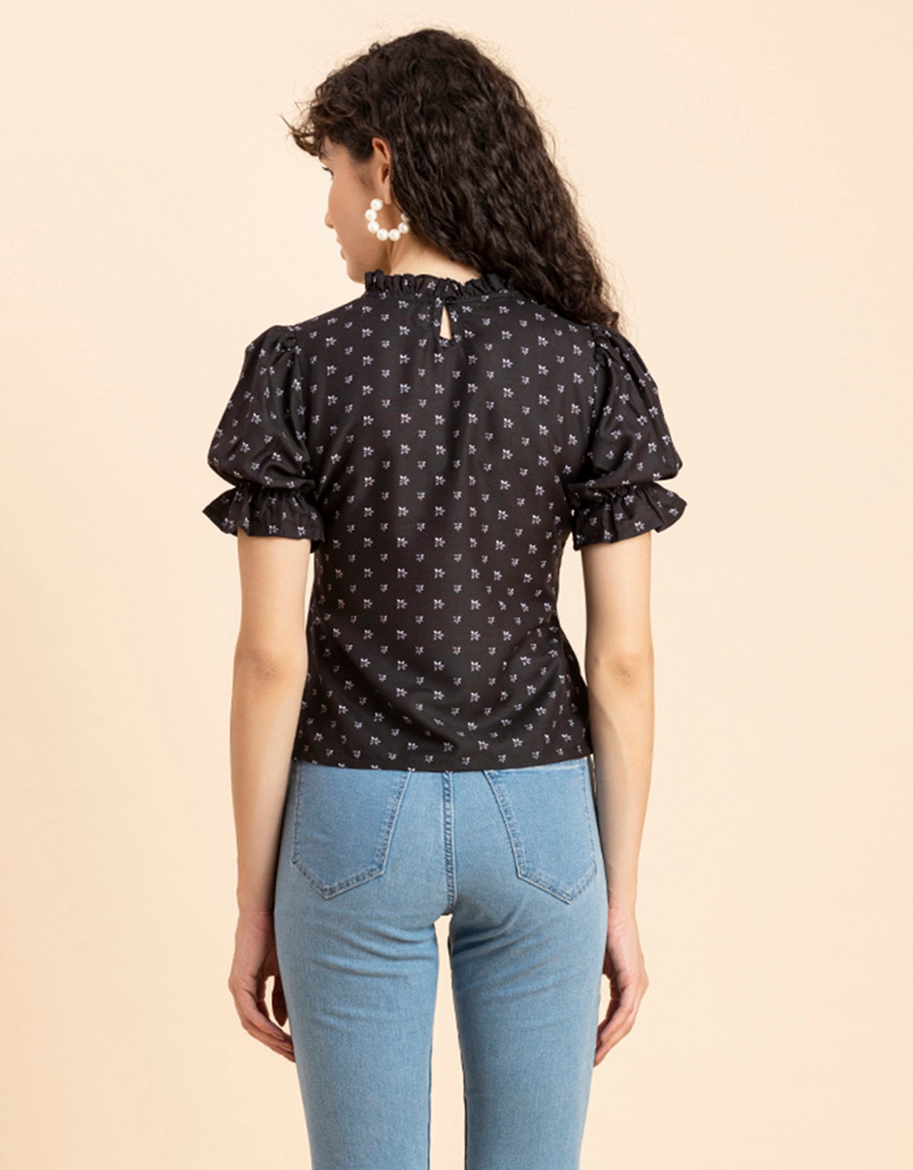 Ruffled Neck Casual Top