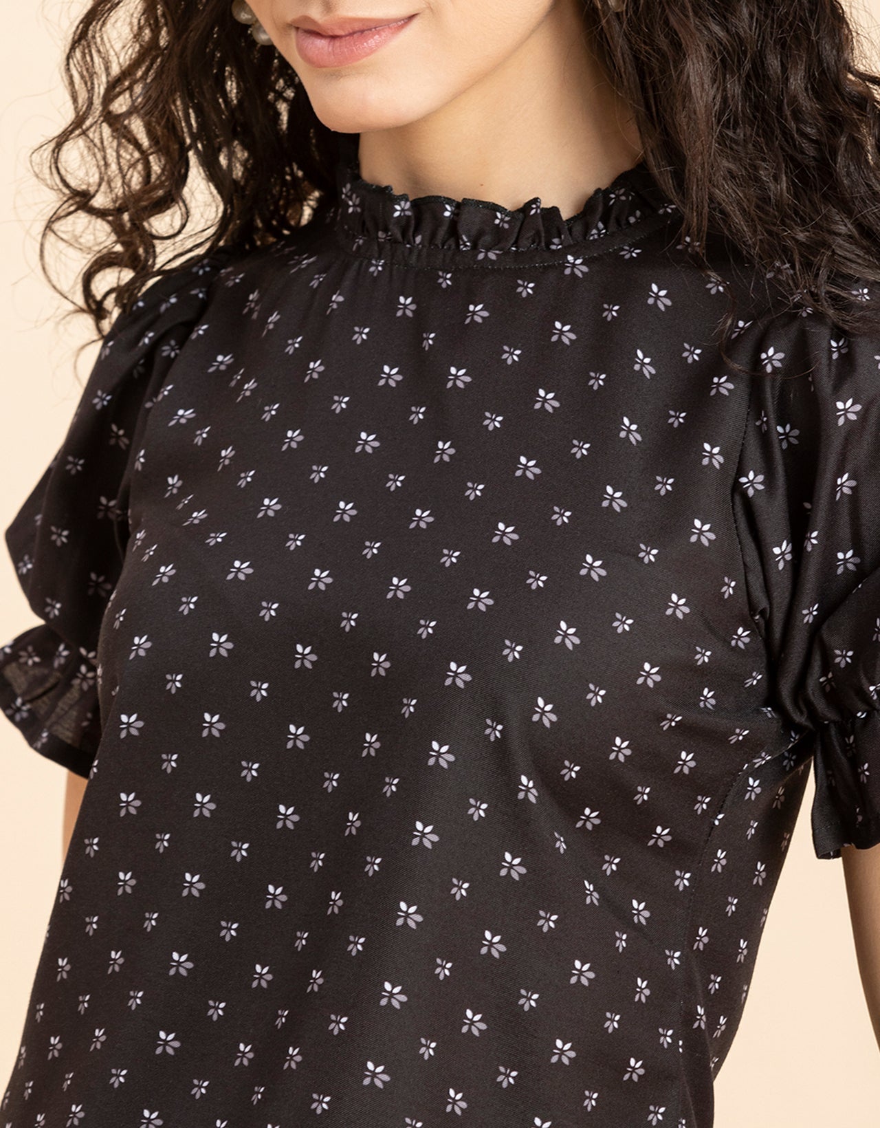 Ruffled Neck Casual Top