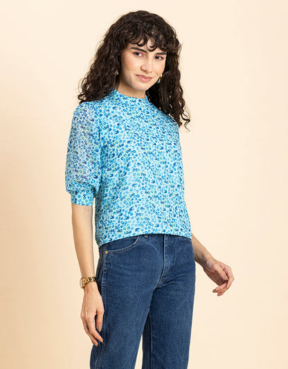 Turtle Neck Quarter Sleeves