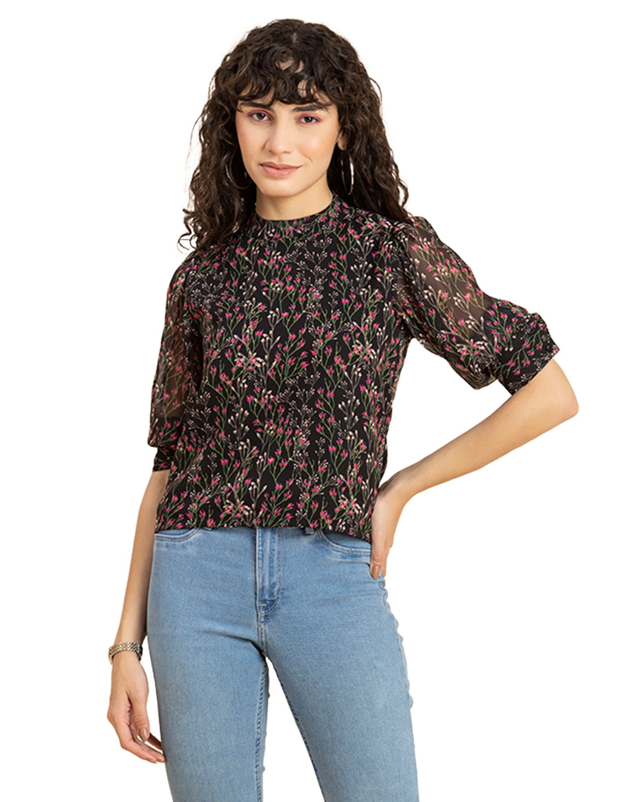 Turtle Neck Quarter Sleeves