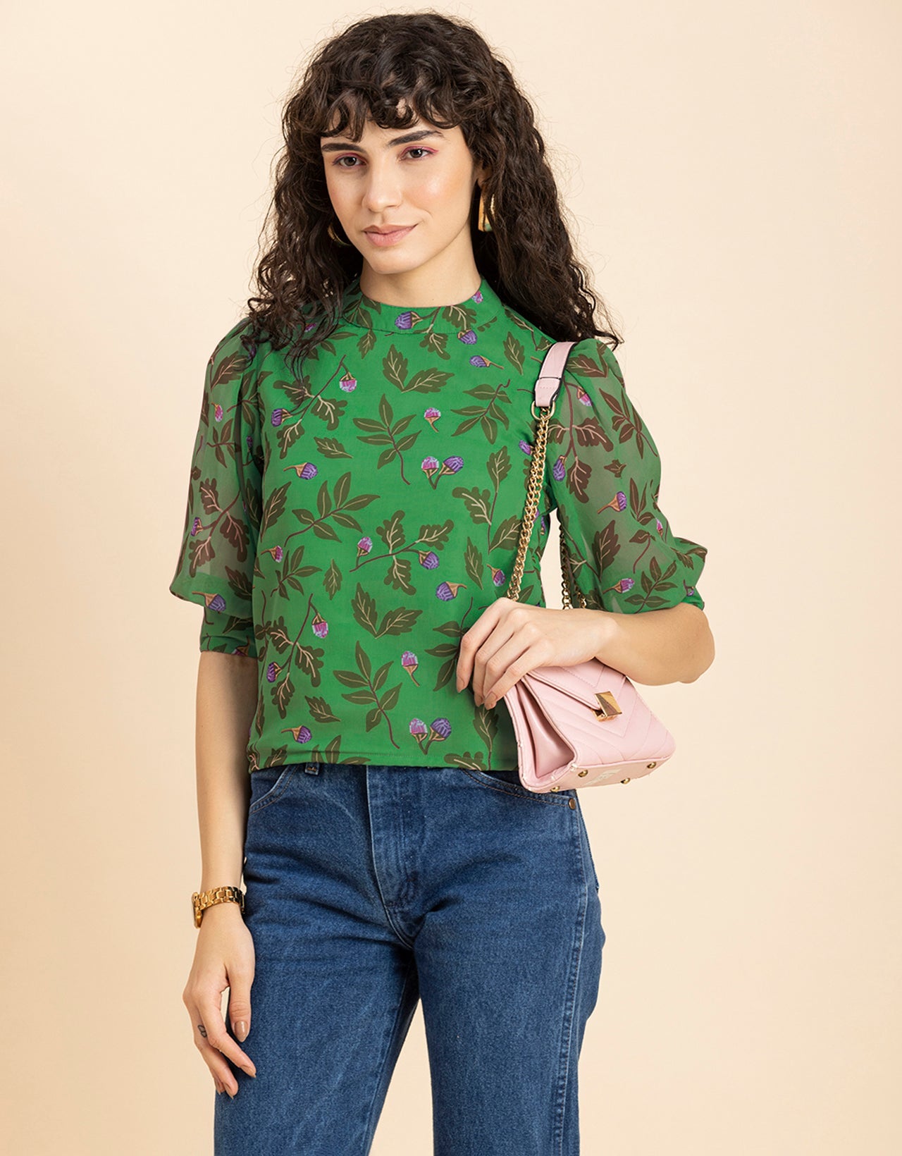 Turtle Neck Quarter Sleeves