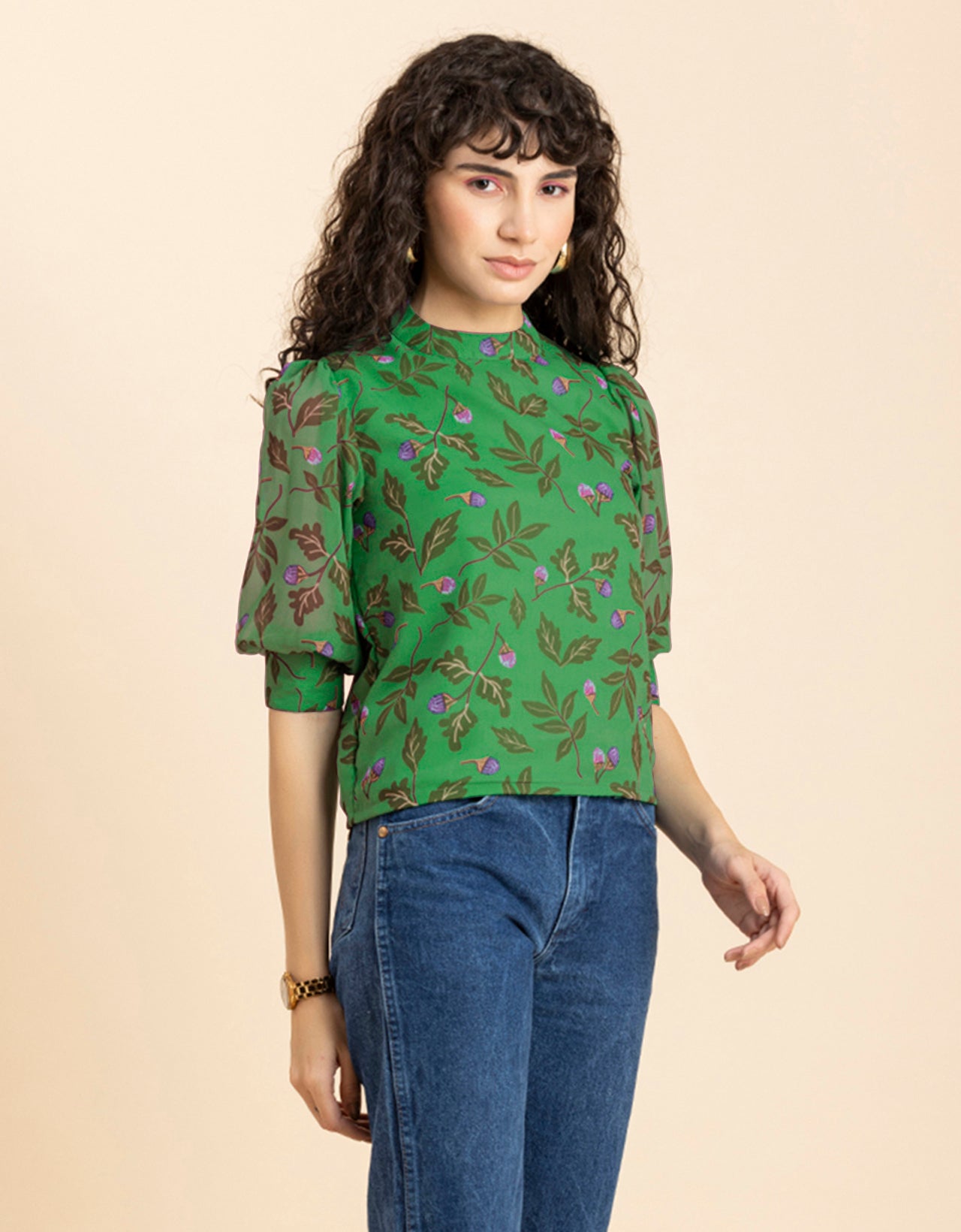 Turtle Neck Quarter Sleeves
