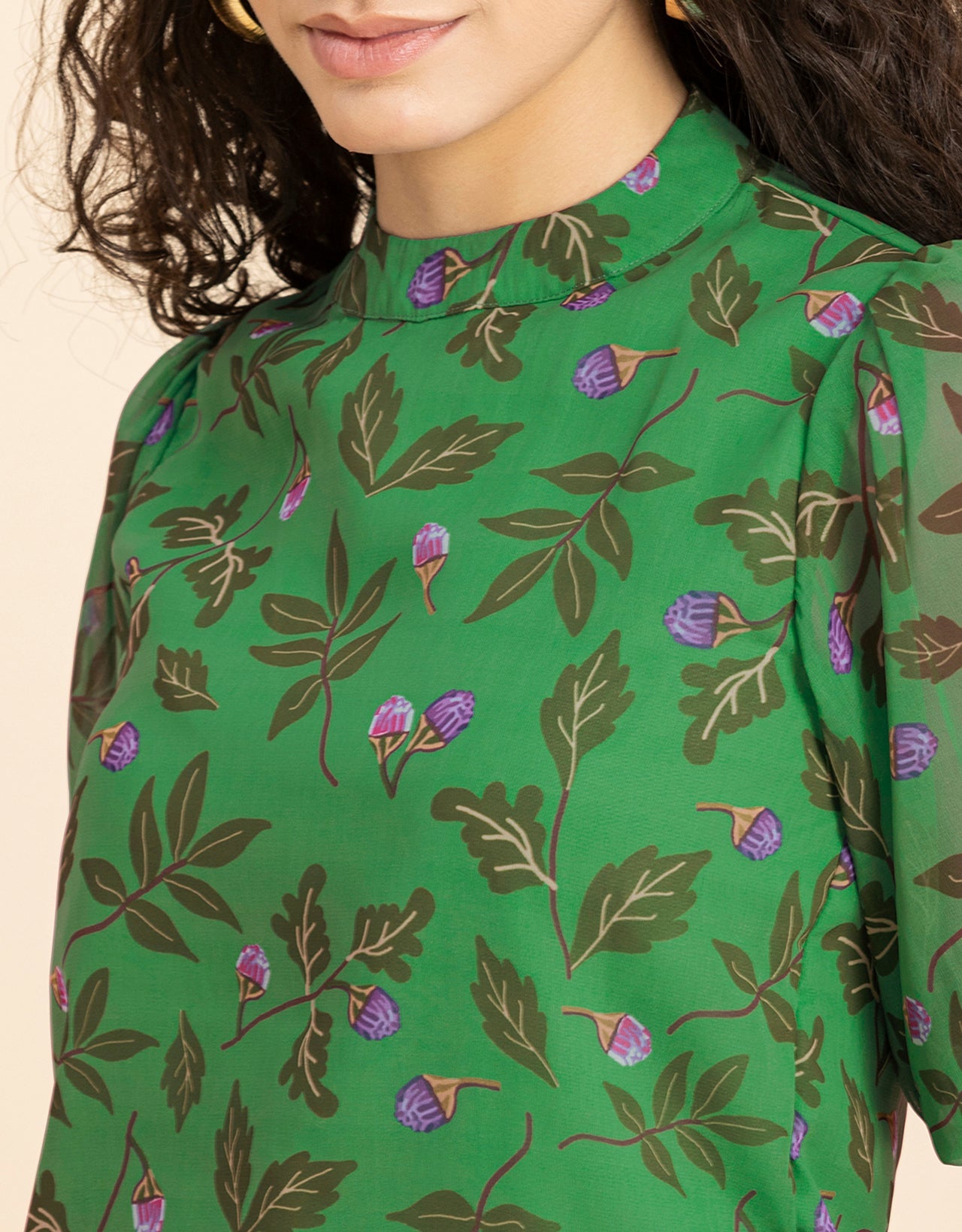 Turtle Neck Quarter Sleeves