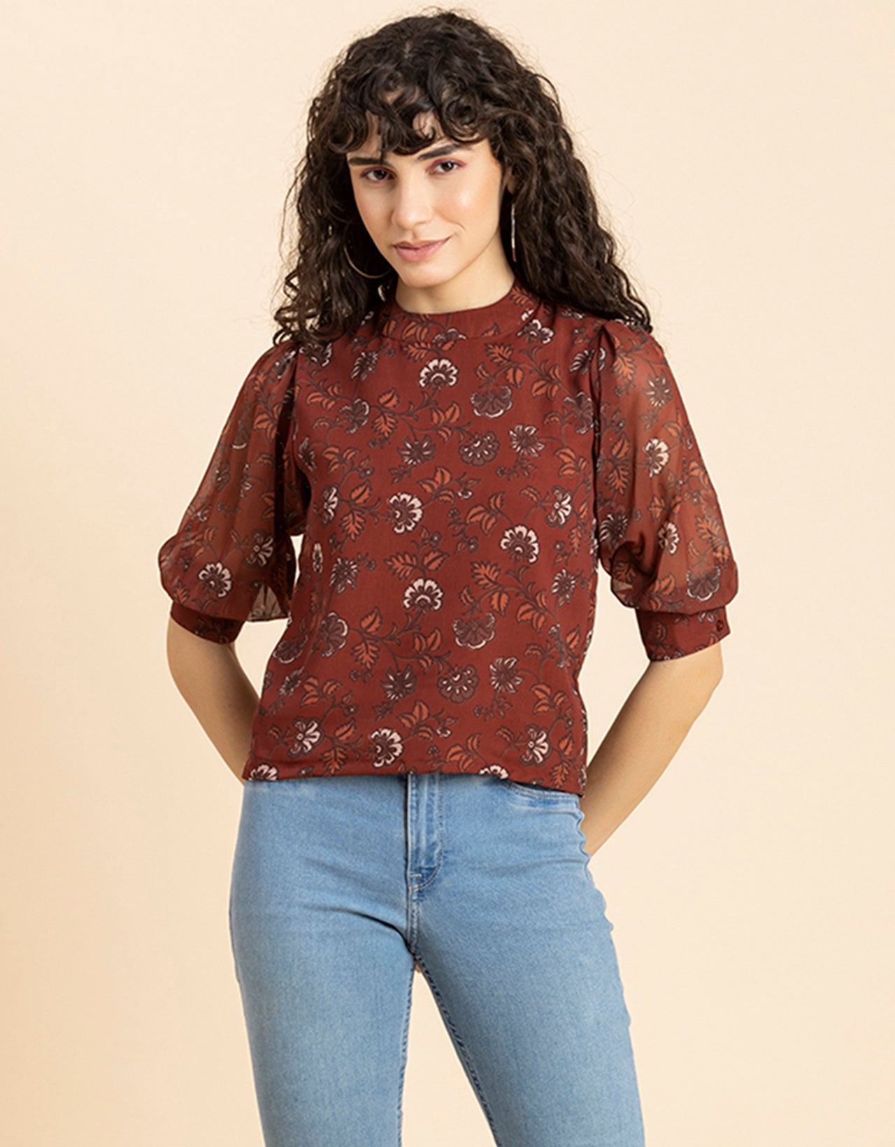 Turtle Neck Quarter Sleeves