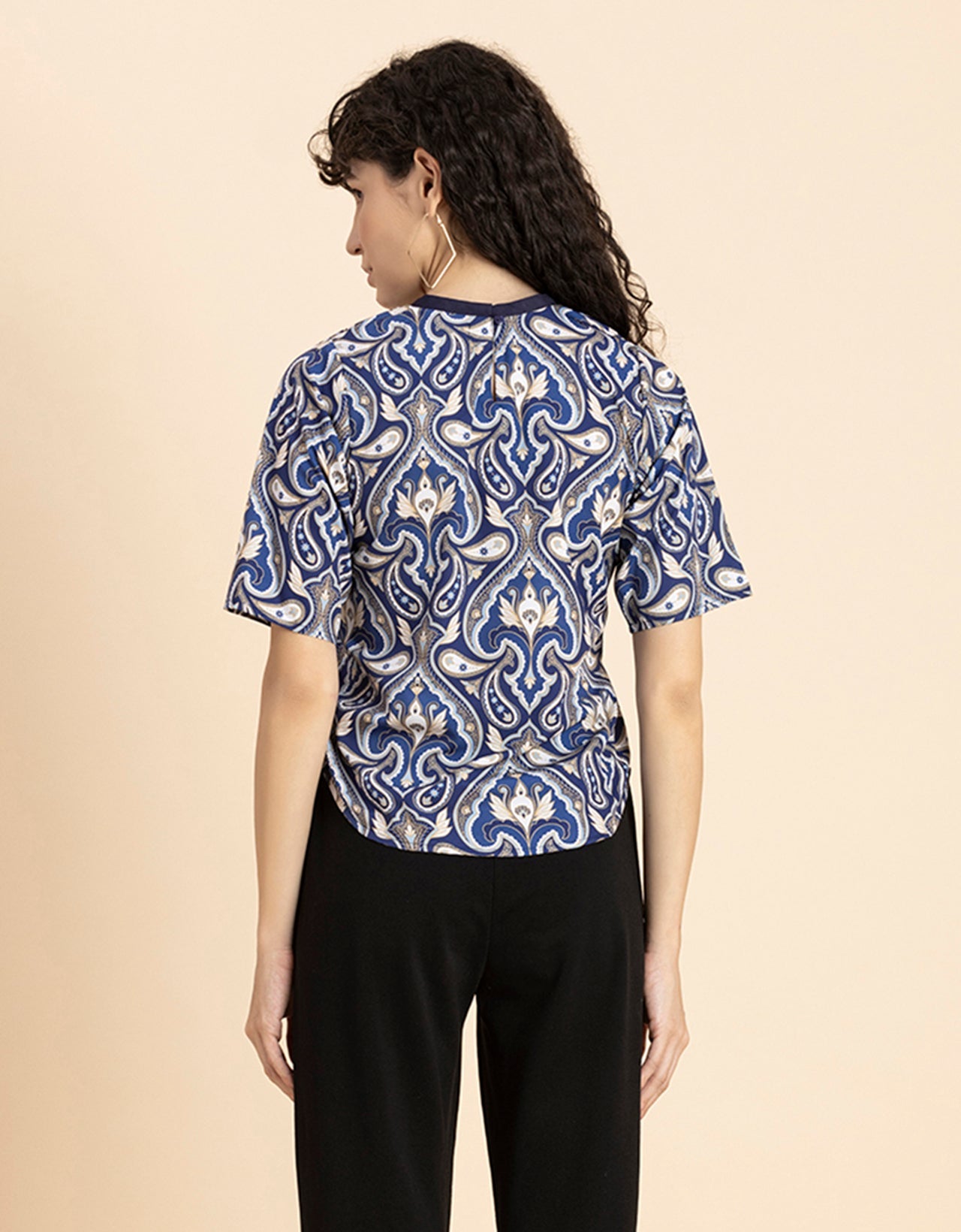 Loose-Fit Elbow Sleeves Top