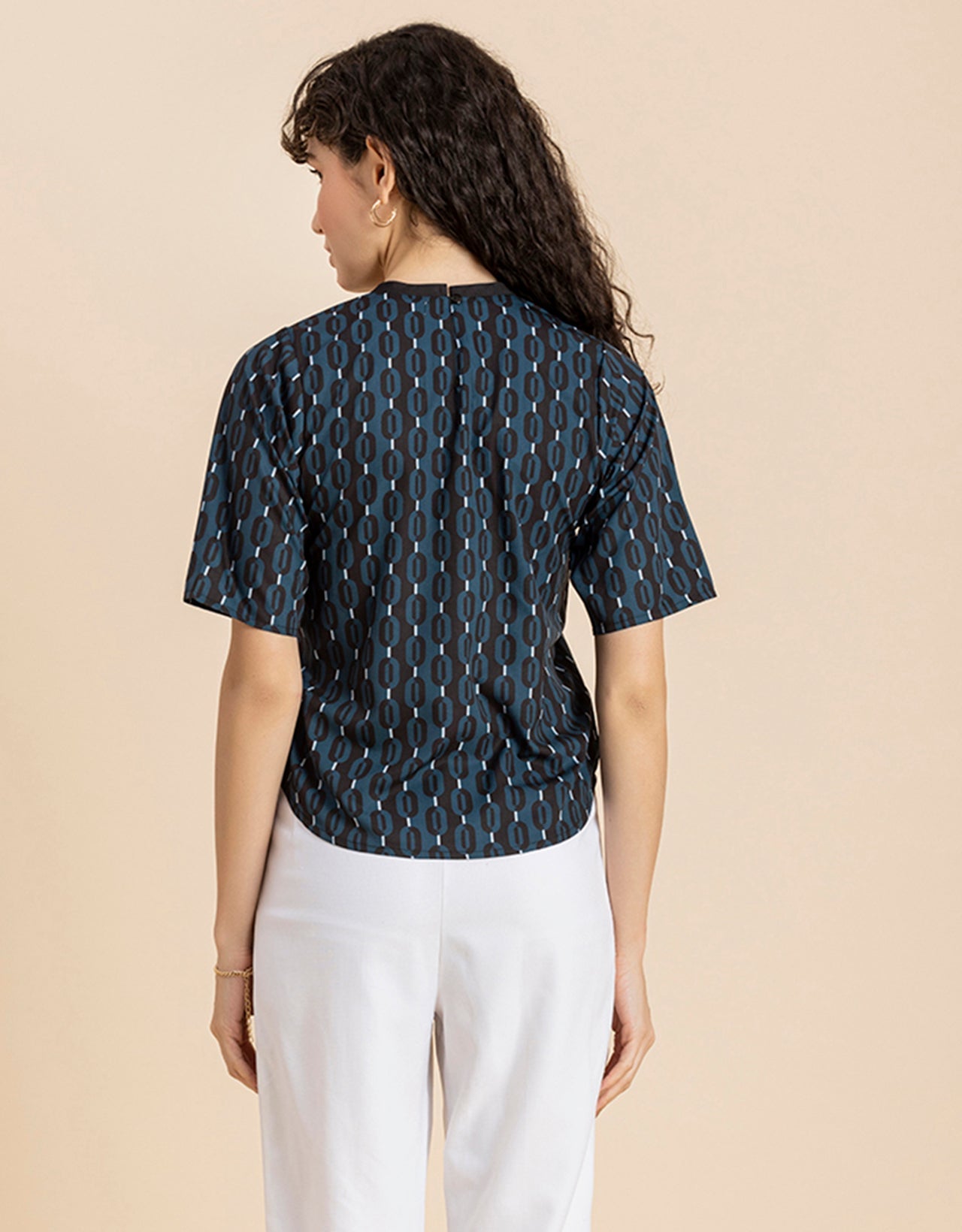 Loose-Fit Elbow Sleeves Top