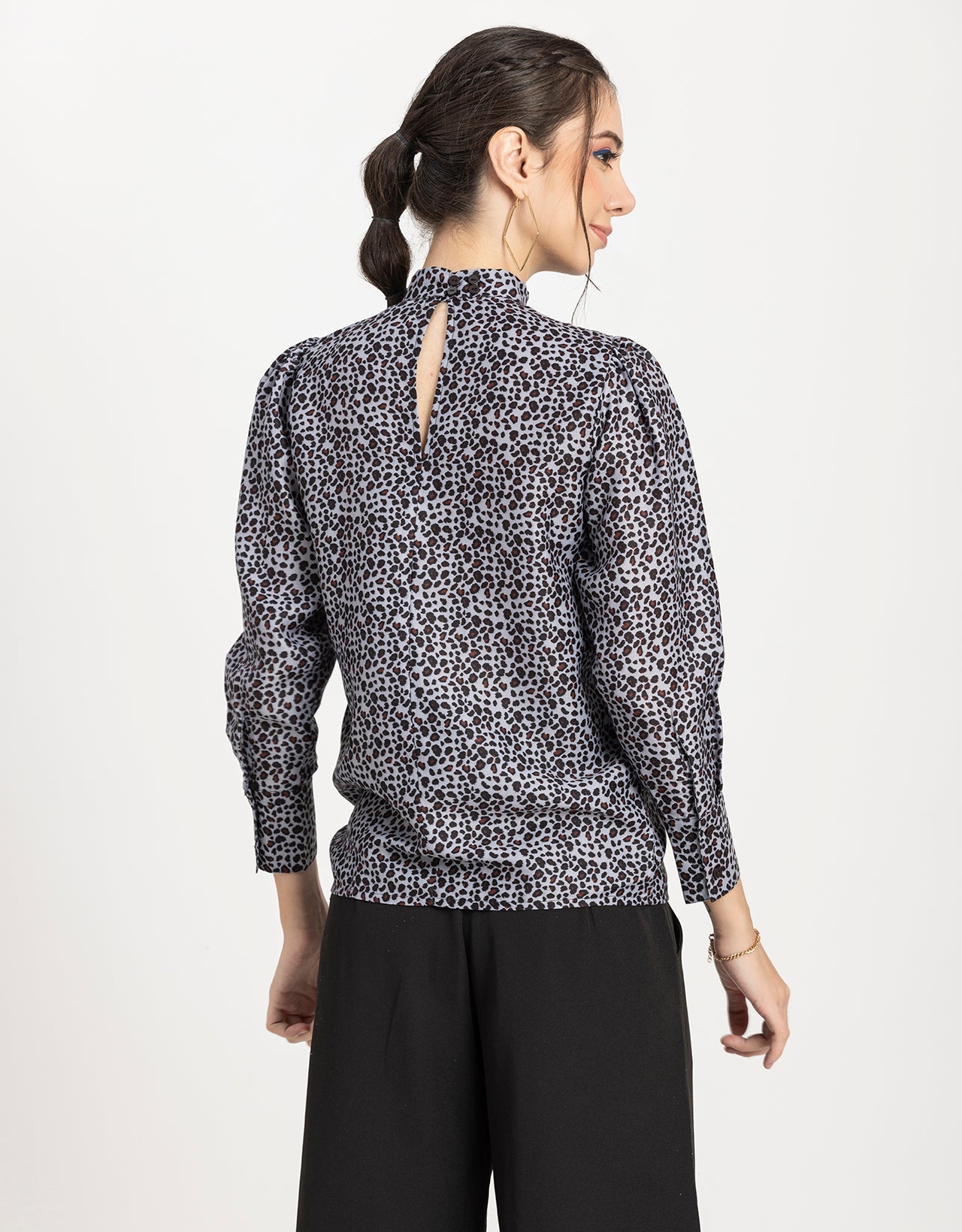 Ban Collar Long Cuff Top