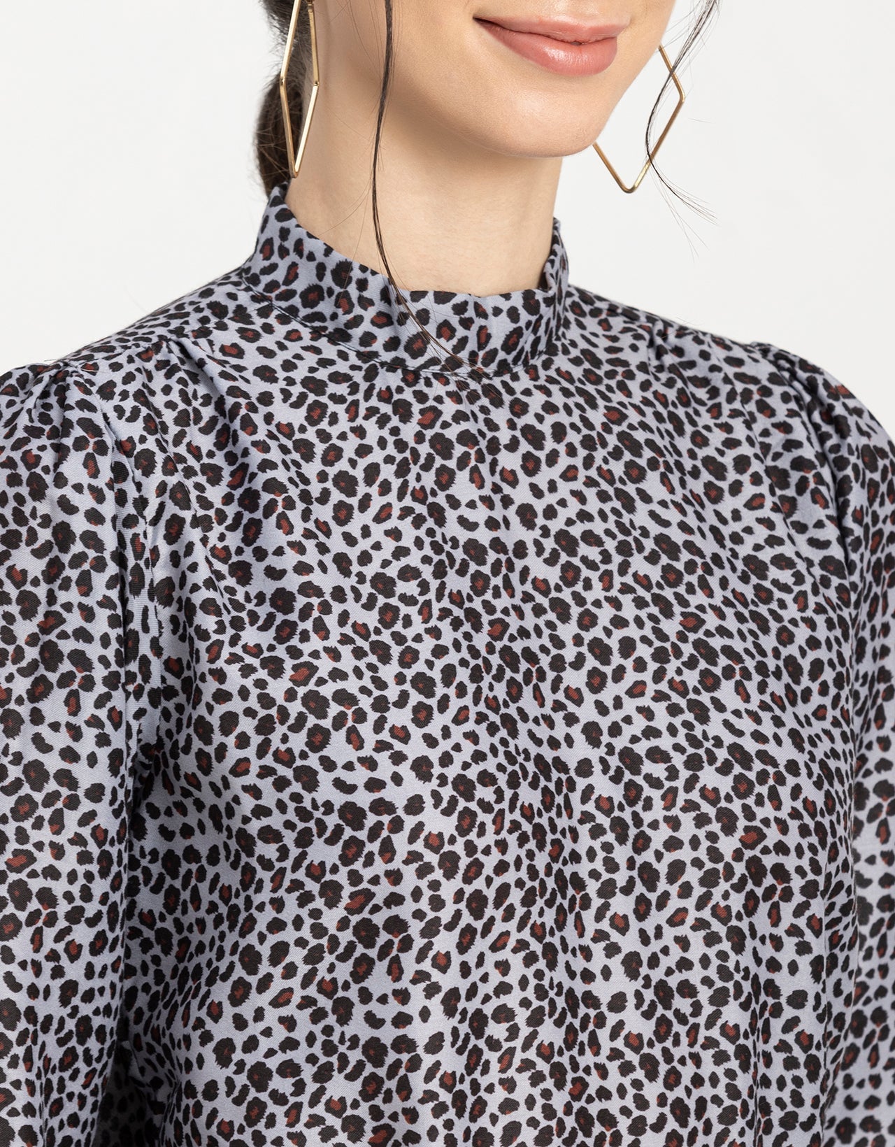 Ban Collar Long Cuff Top