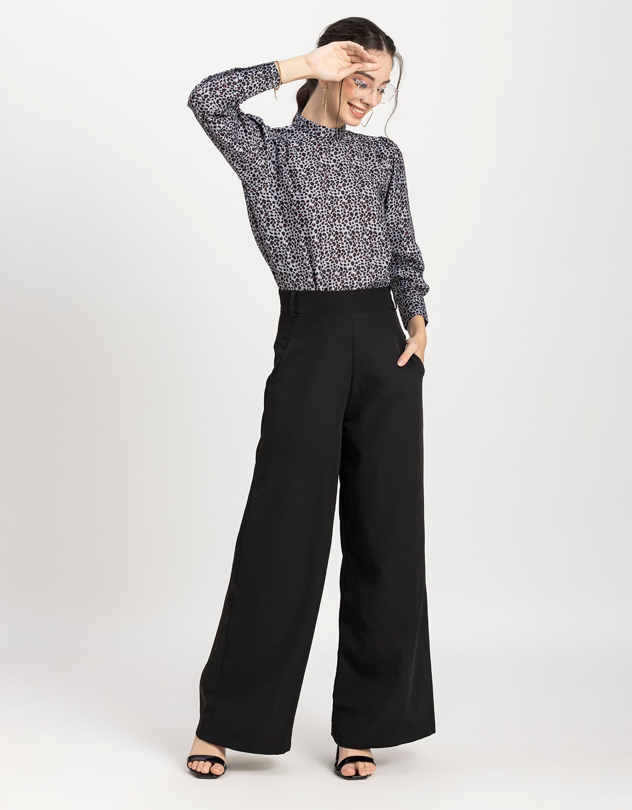 Ban Collar Long Cuff Top
