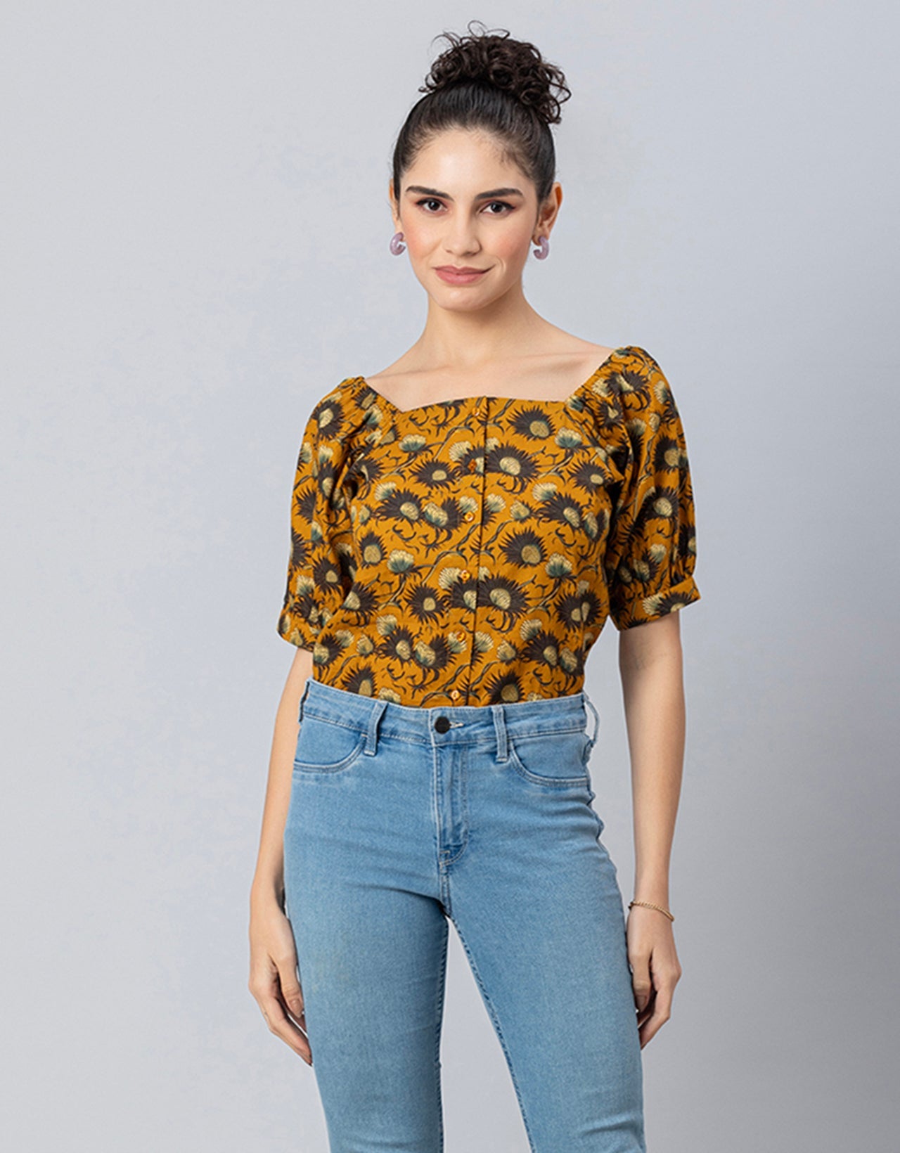 Square Neck Puffed Sleeves
