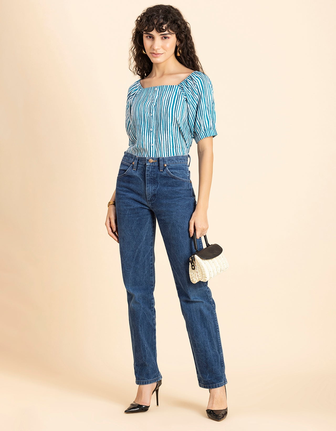 Square Neck Puffed Sleeves