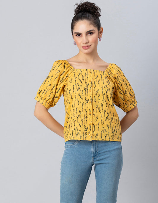 Square Neck Puffed Sleeves