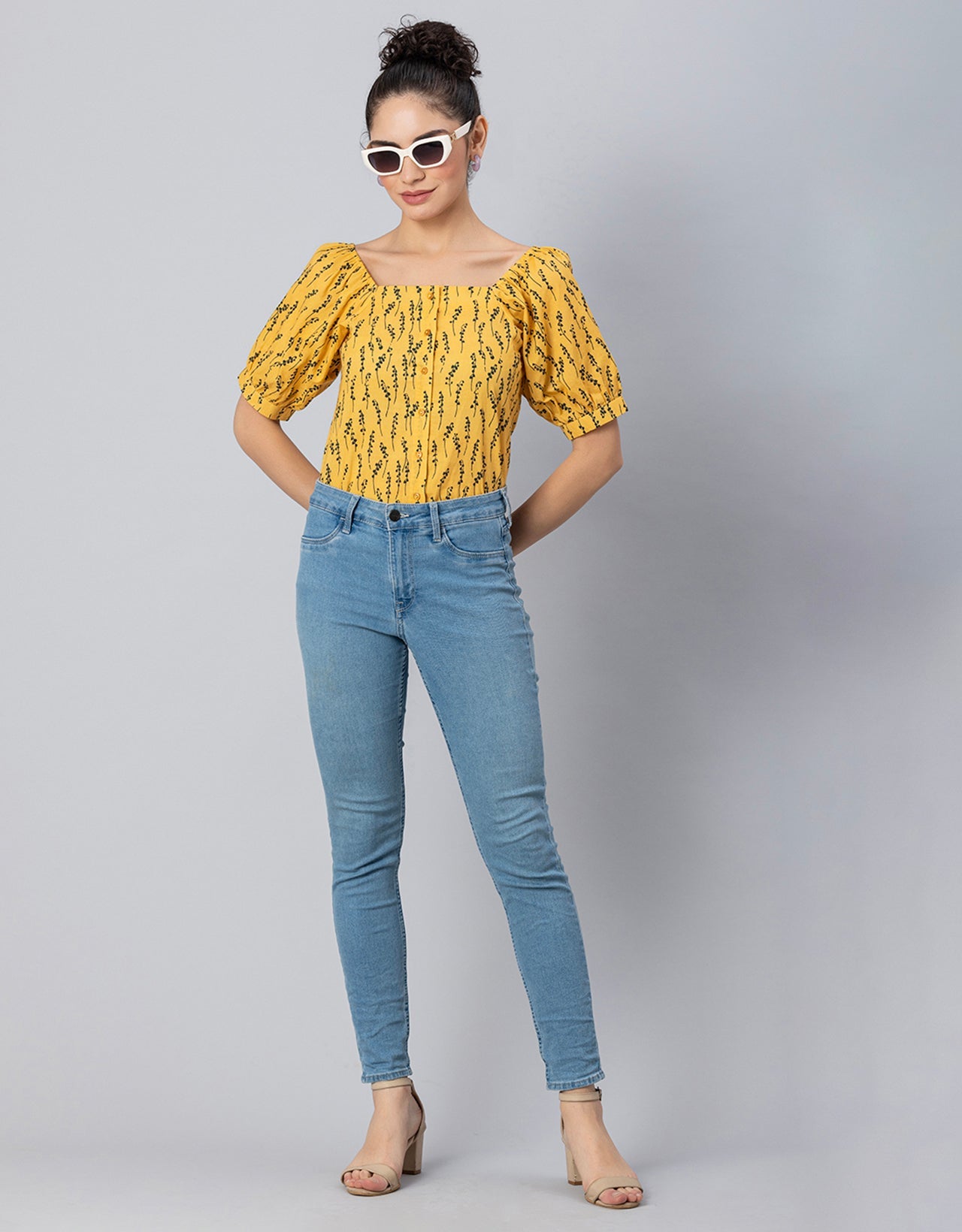 Square Neck Puffed Sleeves