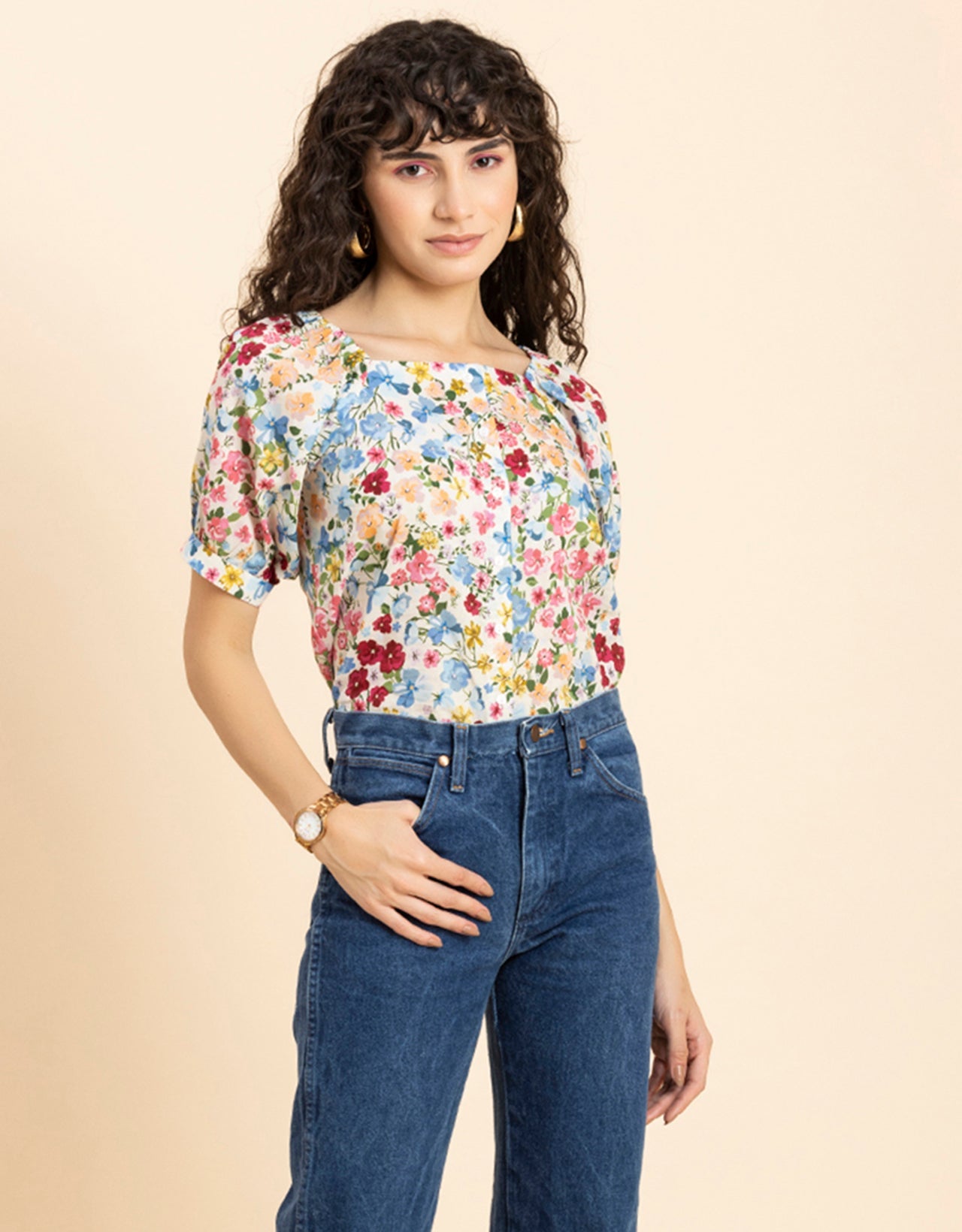 Square Neck Puffed Sleeves