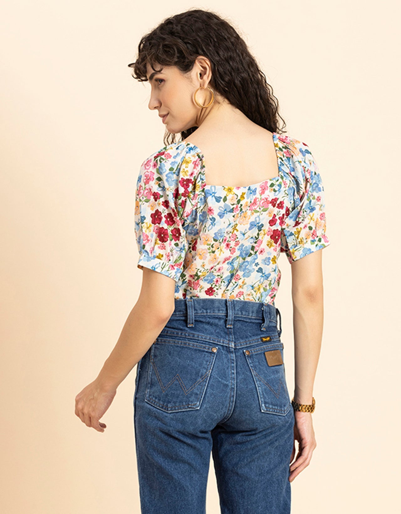Square Neck Puffed Sleeves