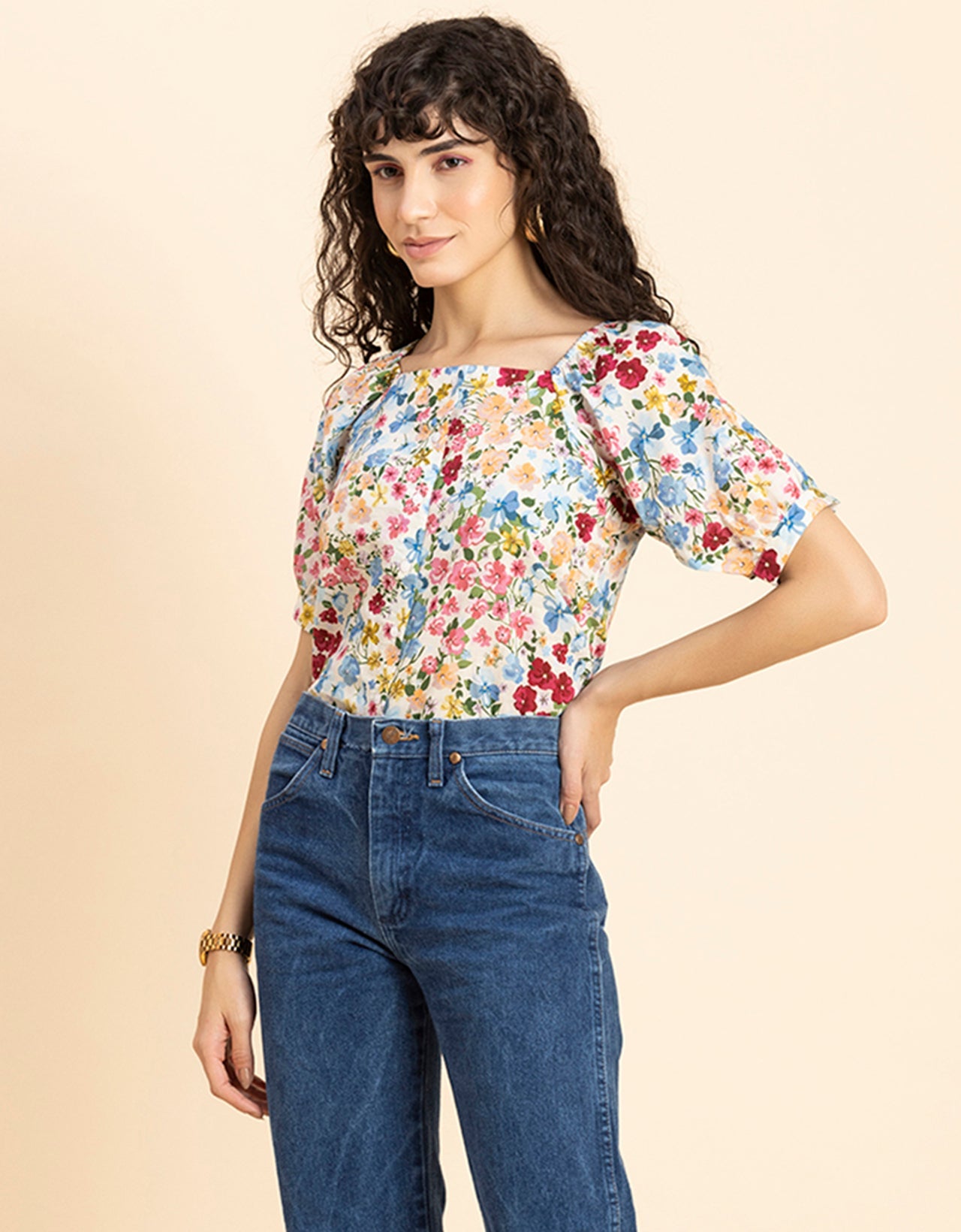 Square Neck Puffed Sleeves