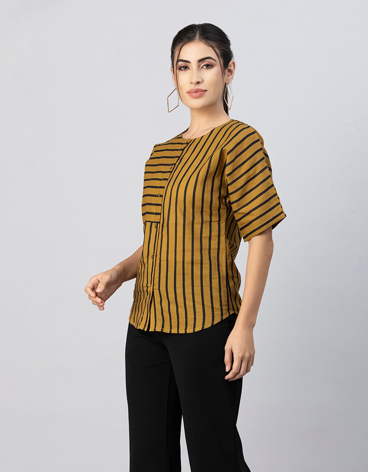 Buttoned Cotton Summer Top