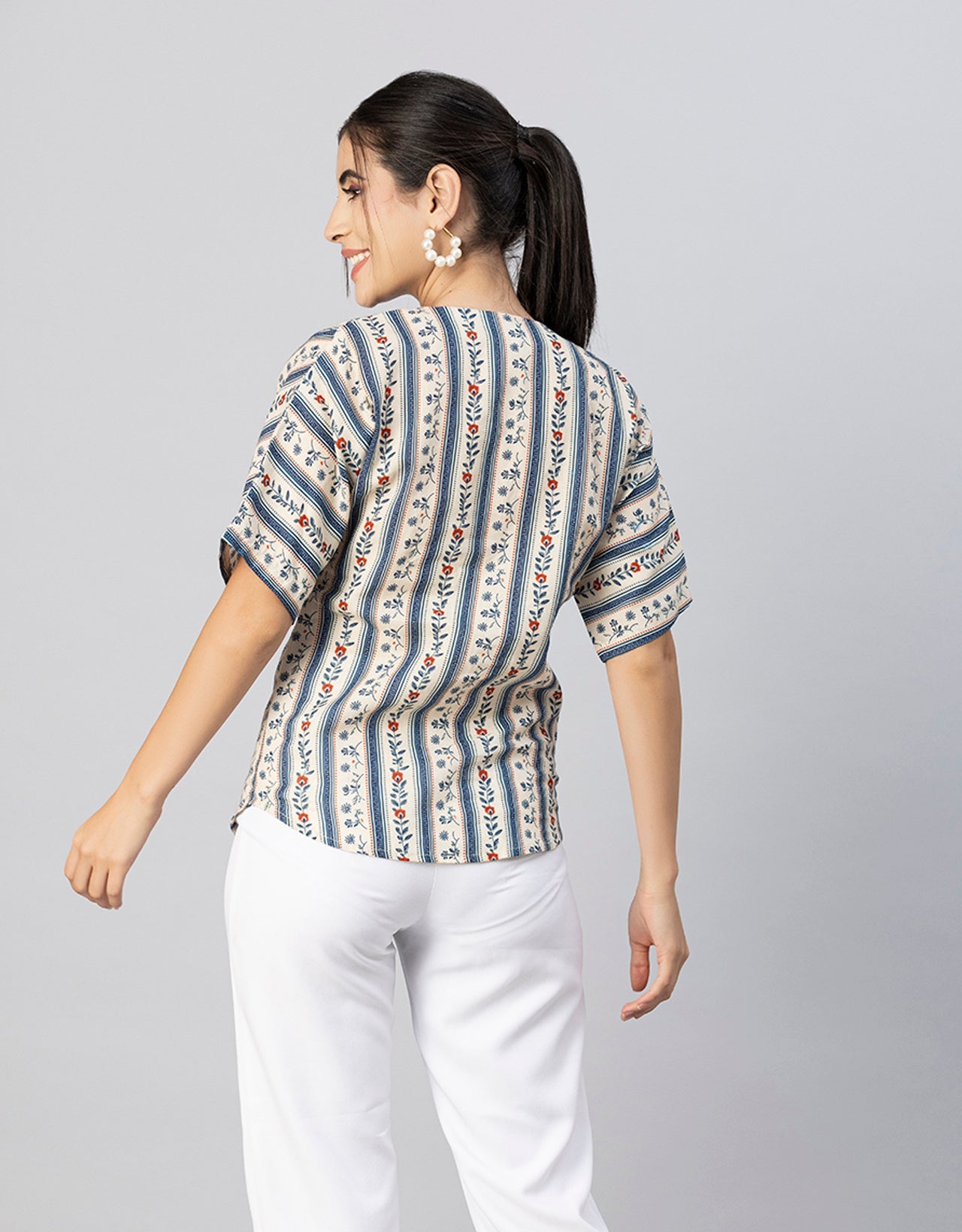 Buttoned Cotton Summer Top