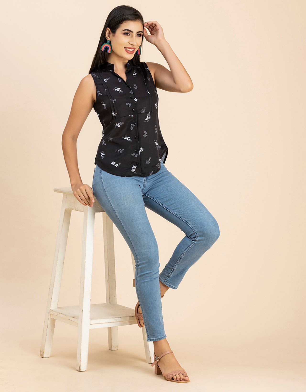 Mandarin Collar Sleeveless