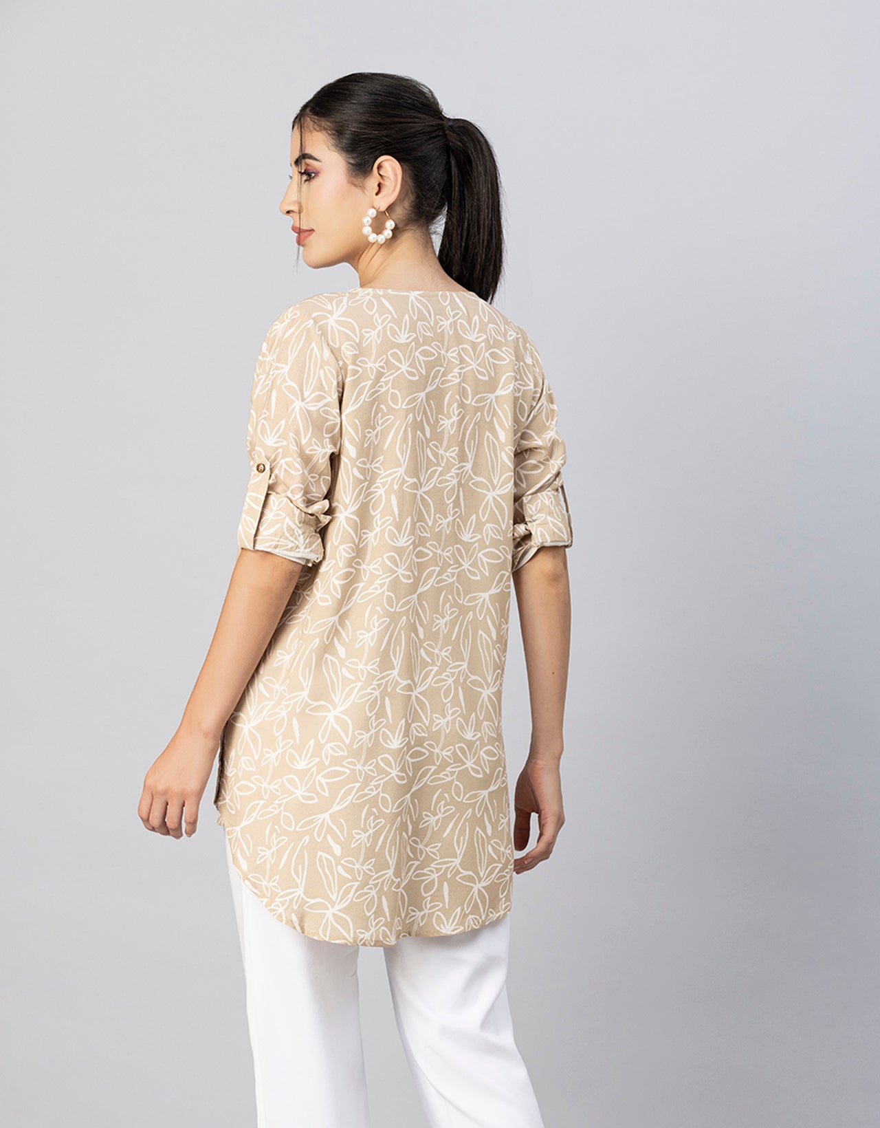 Round Neck Button Placket