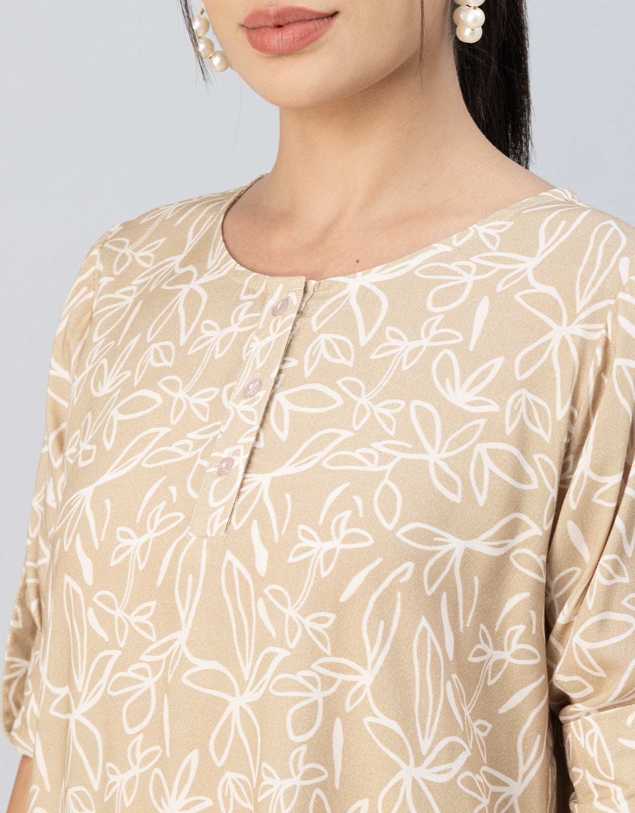 Round Neck Button Placket