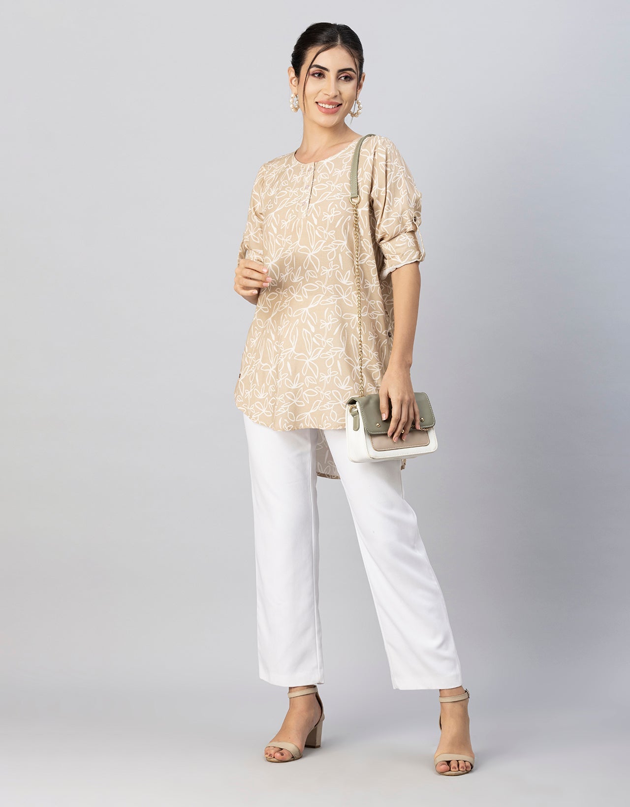 Round Neck Button Placket