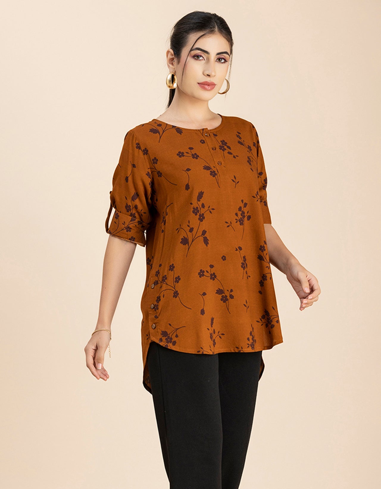 Round Neck Button Placket