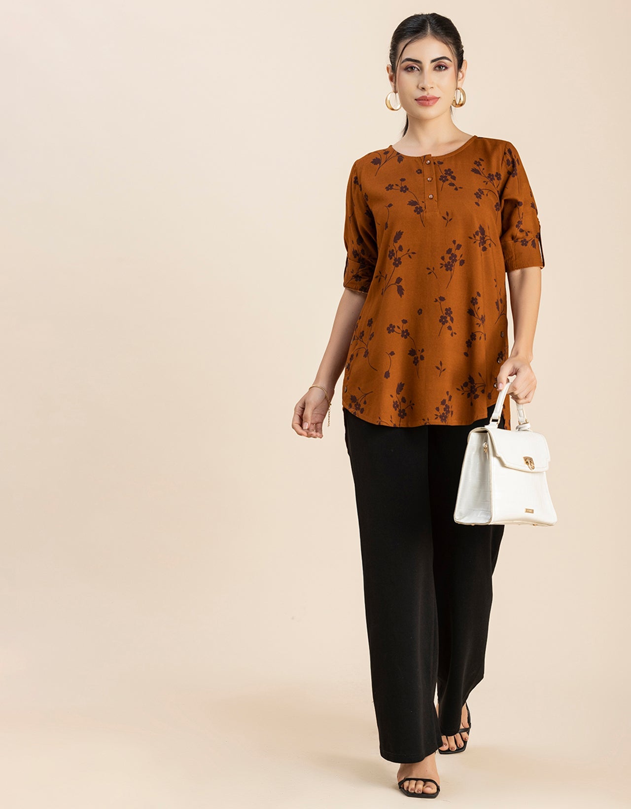 Round Neck Button Placket