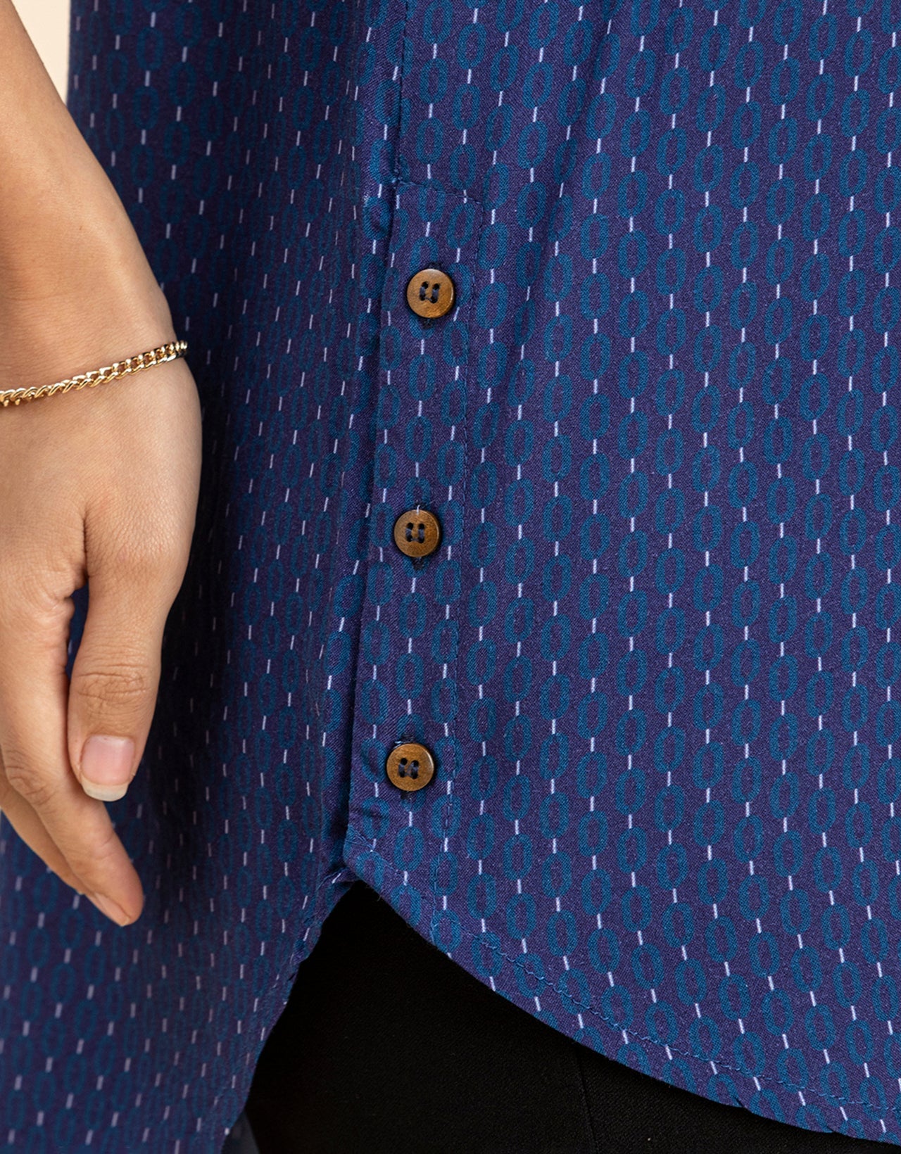 Round Neck Button Placket