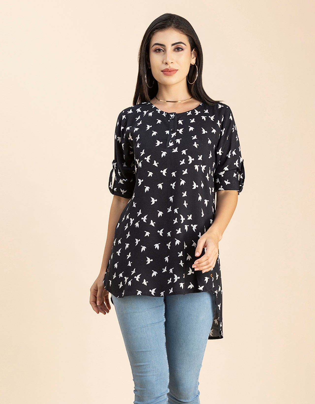 Round Neck Button Placket