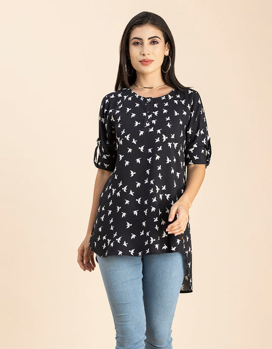 Round Neck Button Placket
