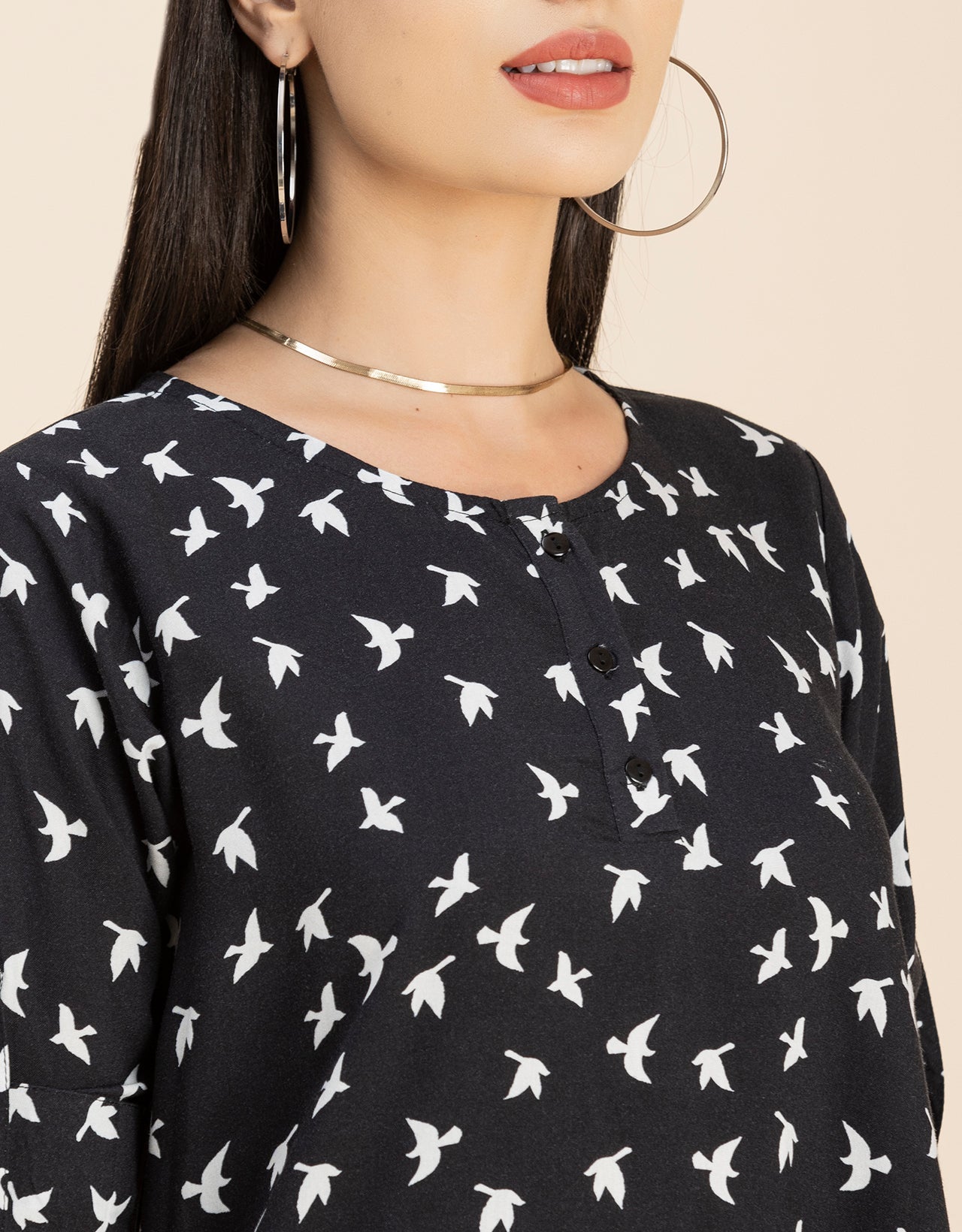 Round Neck Button Placket
