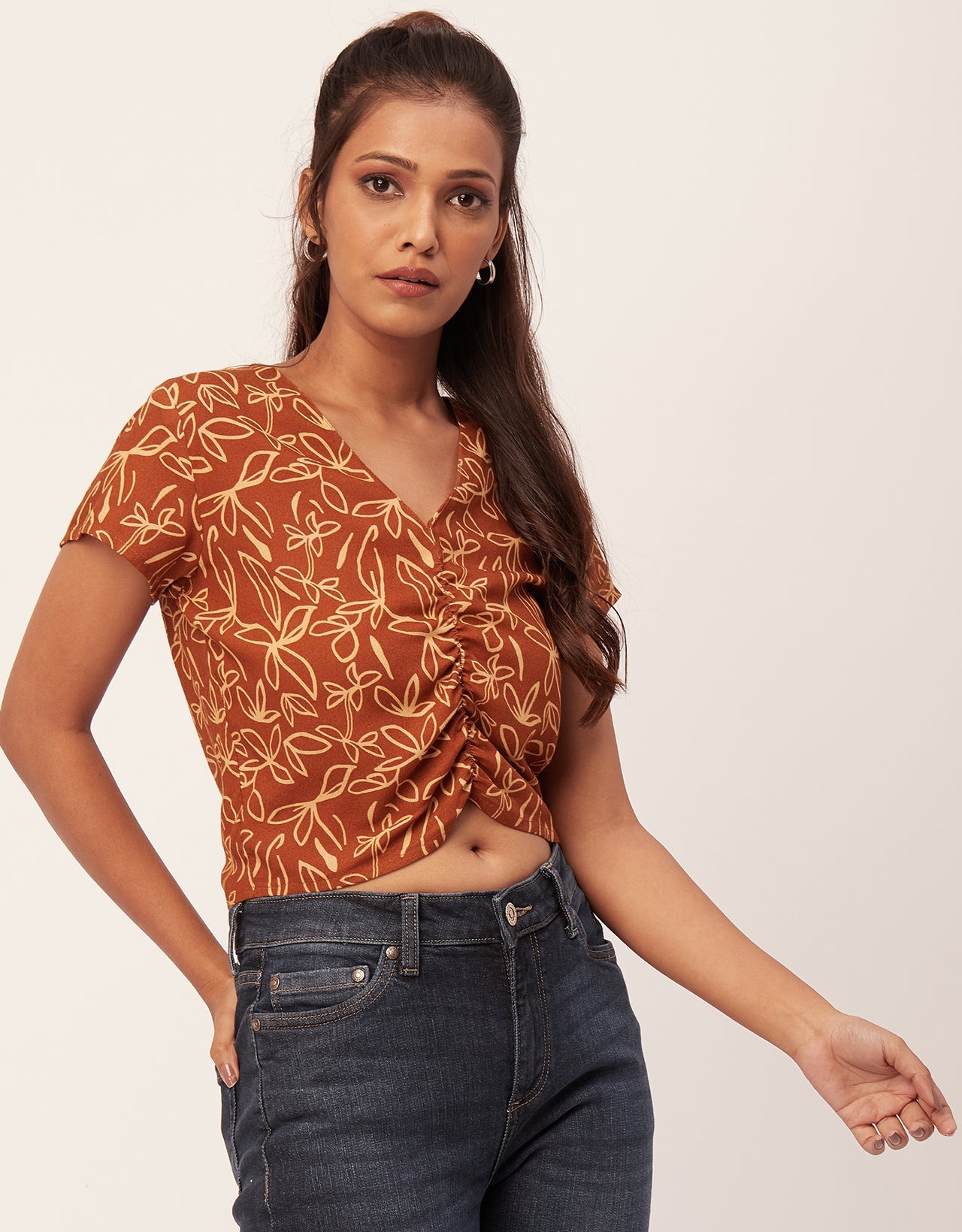 Short Sleeve V-Neck Crop