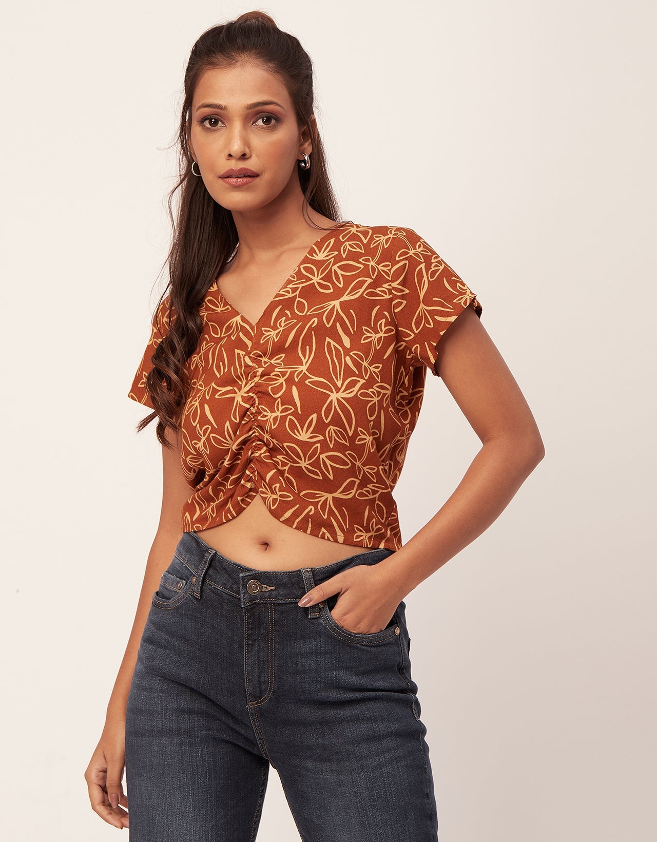 Short Sleeve V-Neck Crop