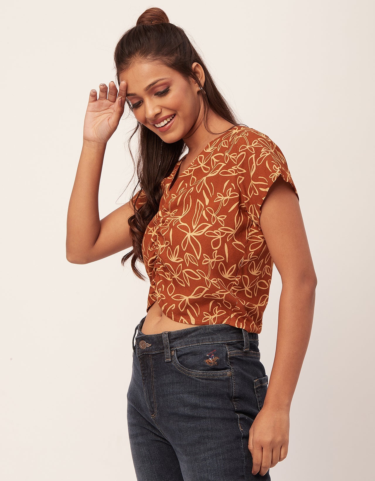 Short Sleeve V-Neck Crop