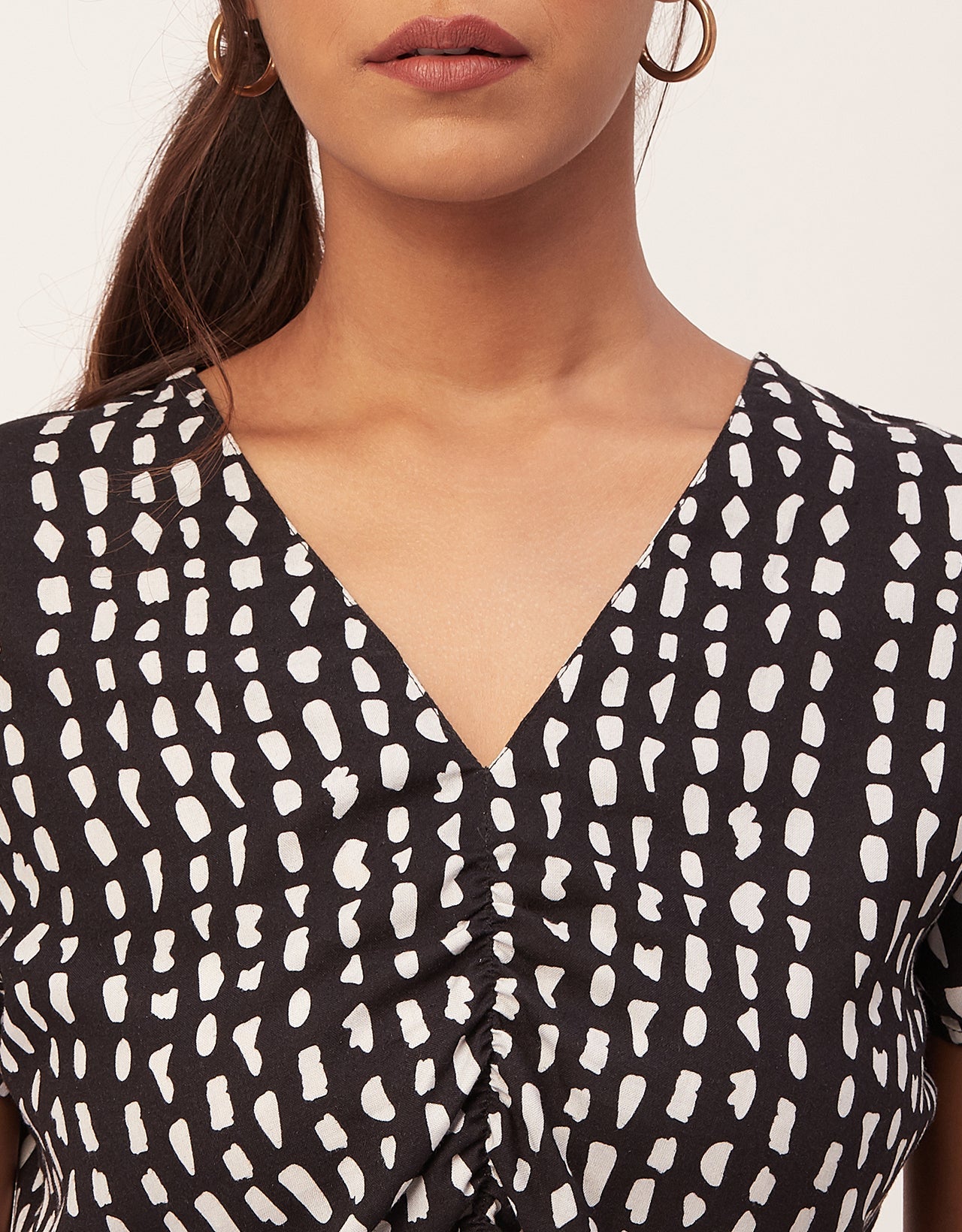 Short Sleeve V-Neck Crop