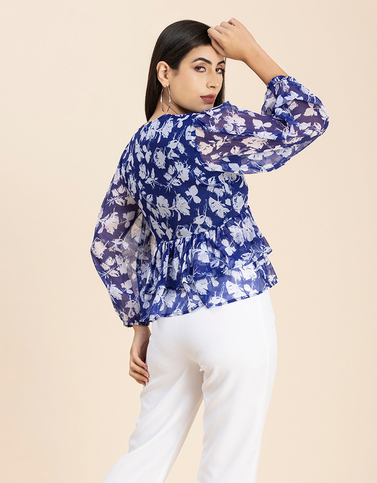 V Neck Balloon Sleeves