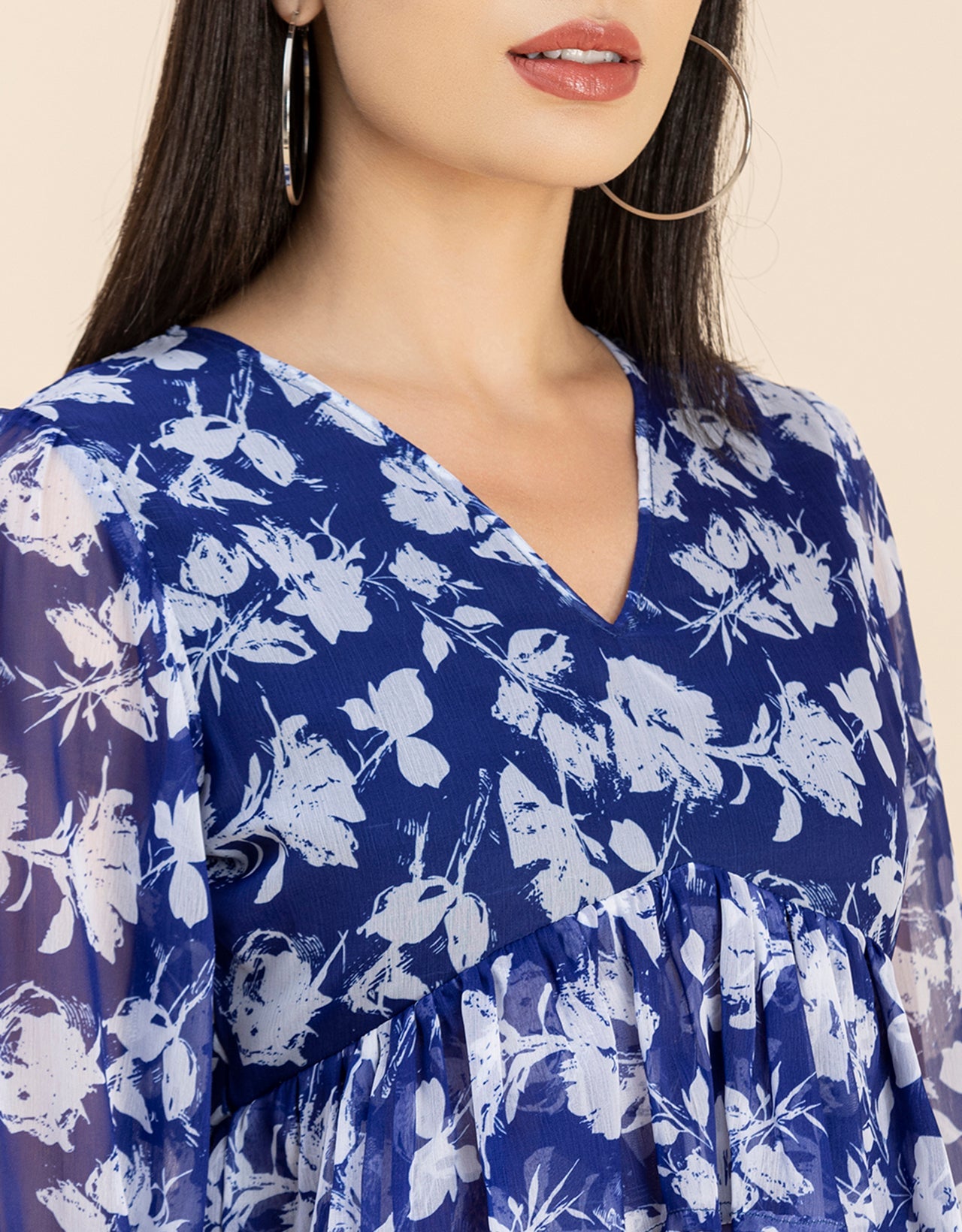V Neck Balloon Sleeves