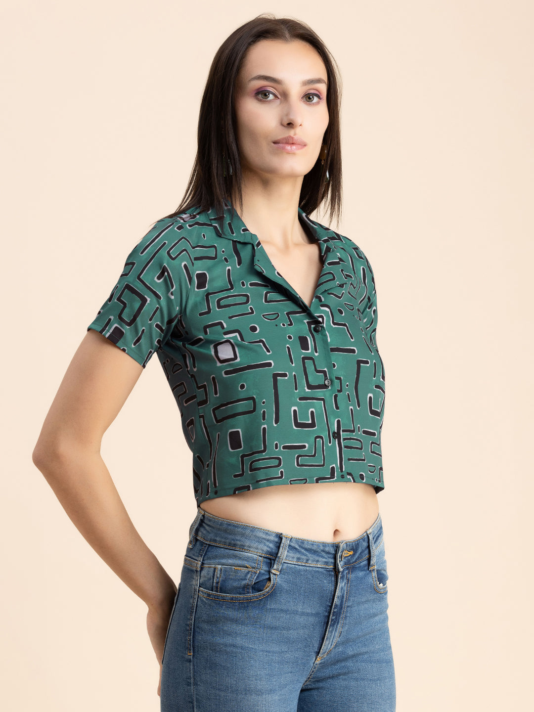 Crop Shirt Buttoned