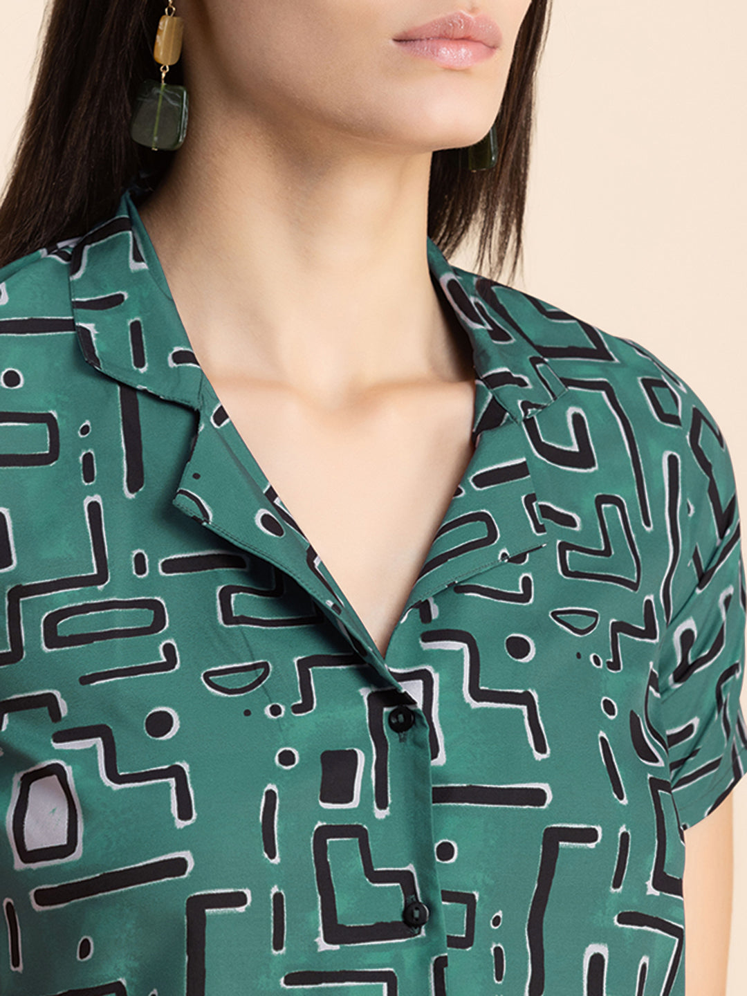 Crop Shirt Buttoned