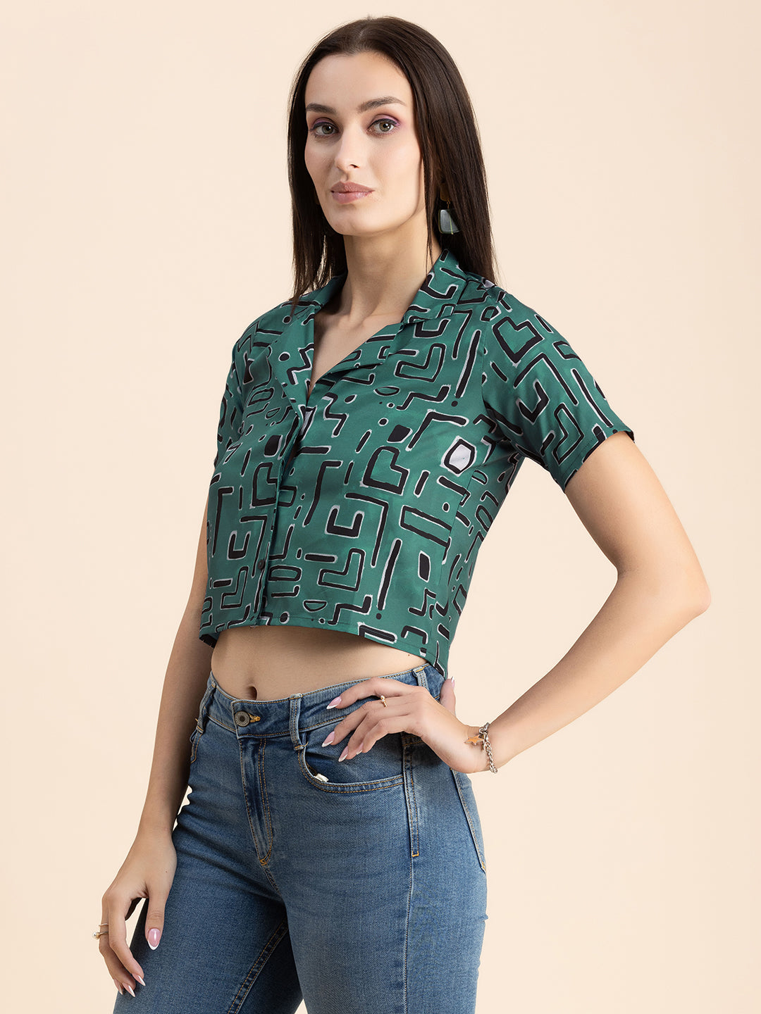 Crop Shirt Buttoned