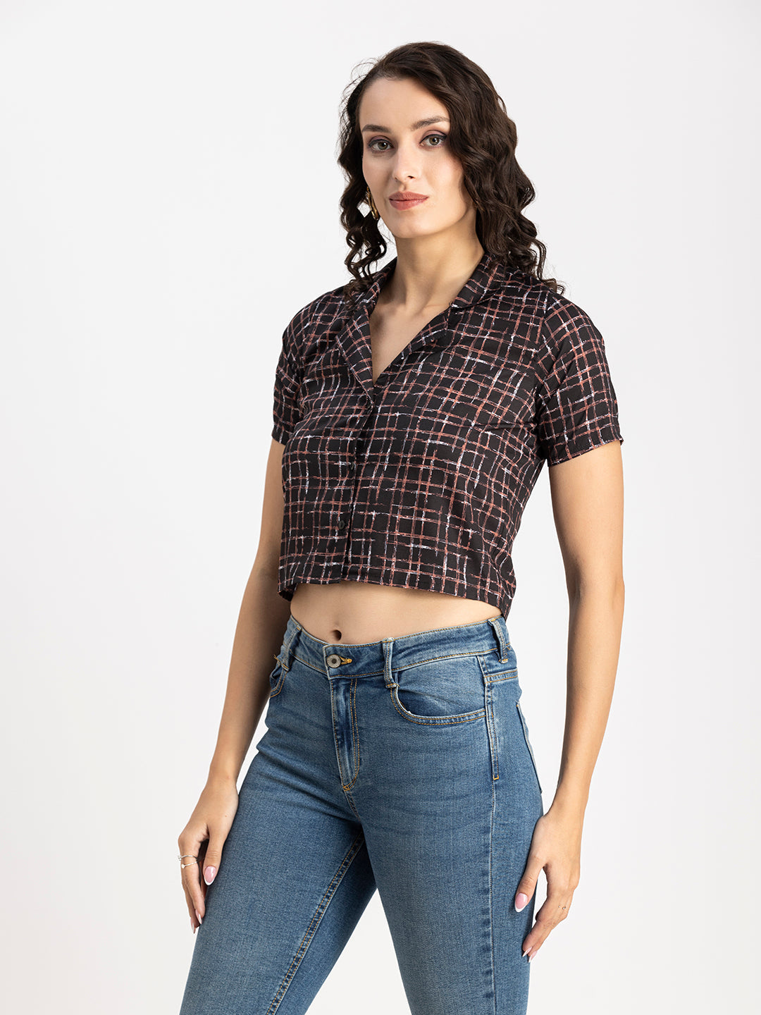 Crop Shirt Buttoned