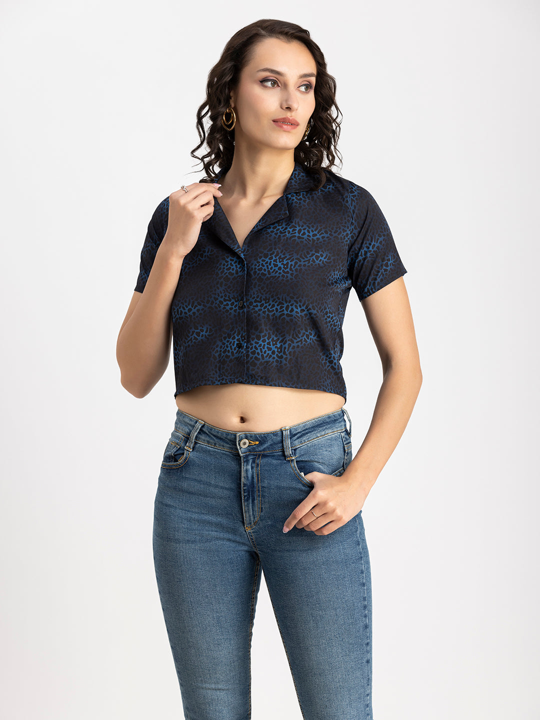 Crop Shirt Buttoned