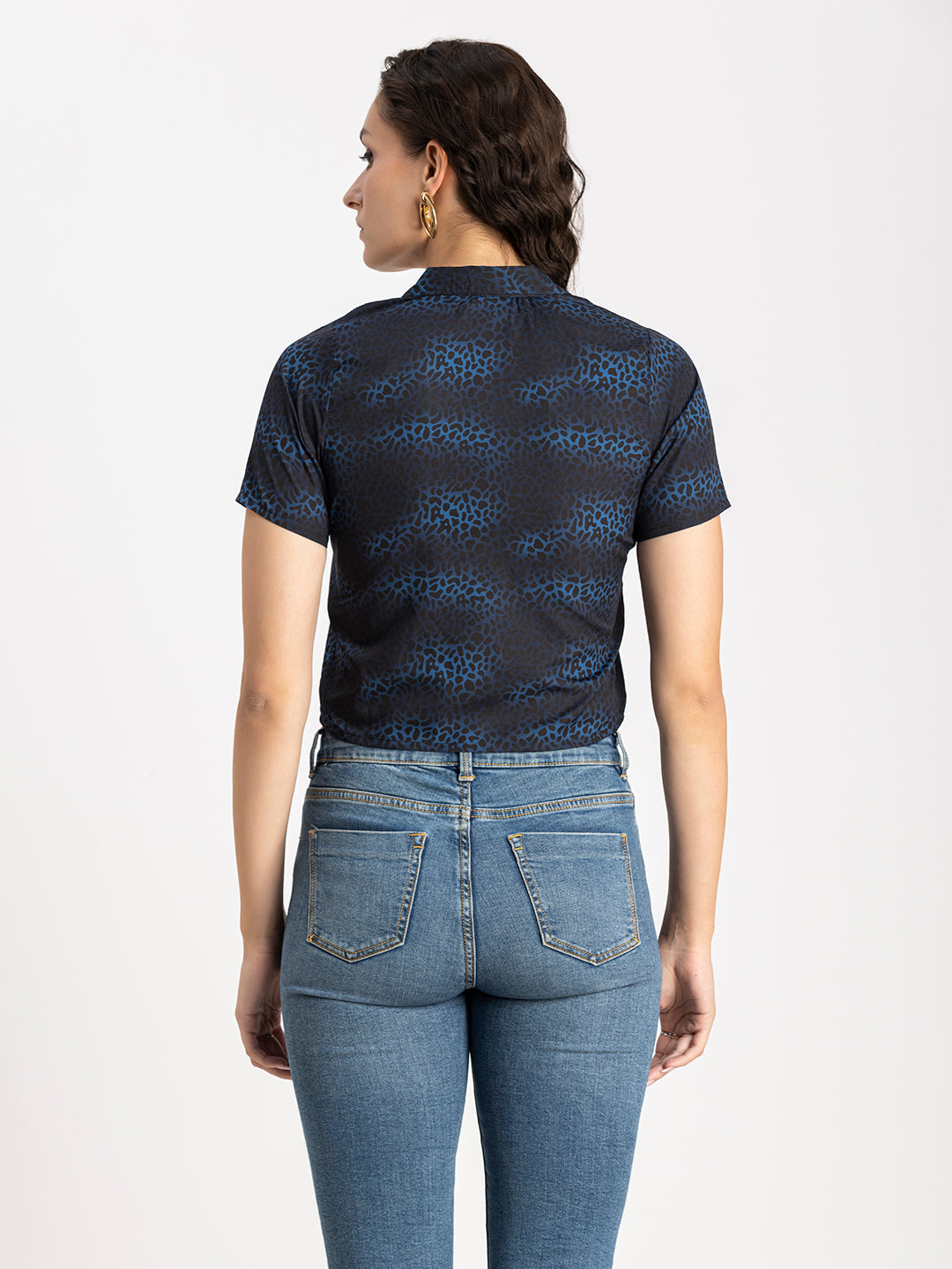 Crop Shirt Buttoned