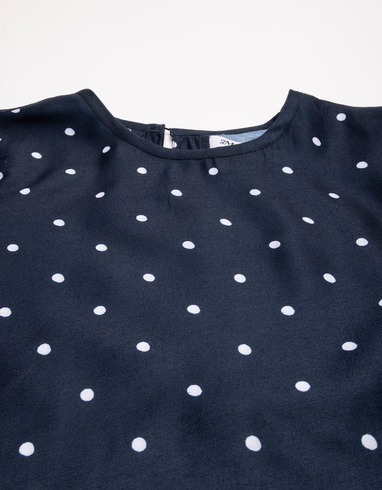 Round Neck Petal Sleeves